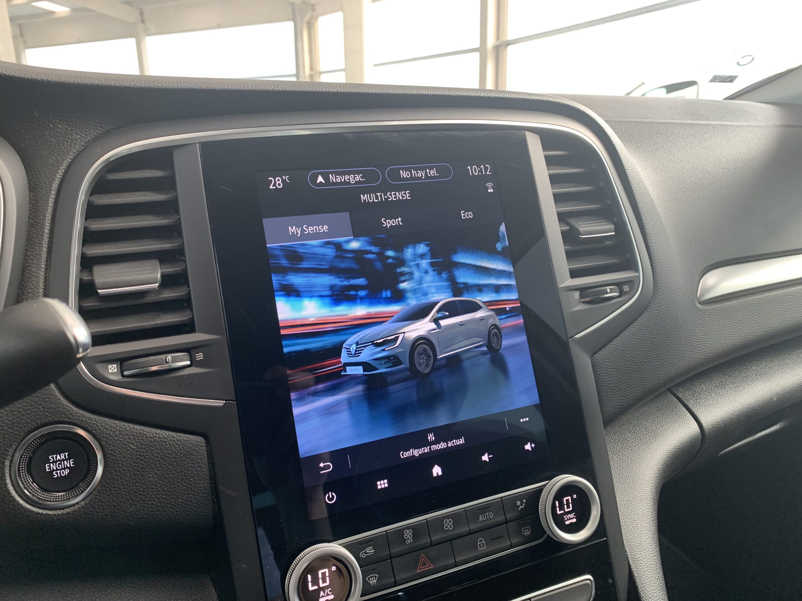 RENAULT MEGANE (BERLINA) TECHNO BLUE DCI 115CV + RUEDA