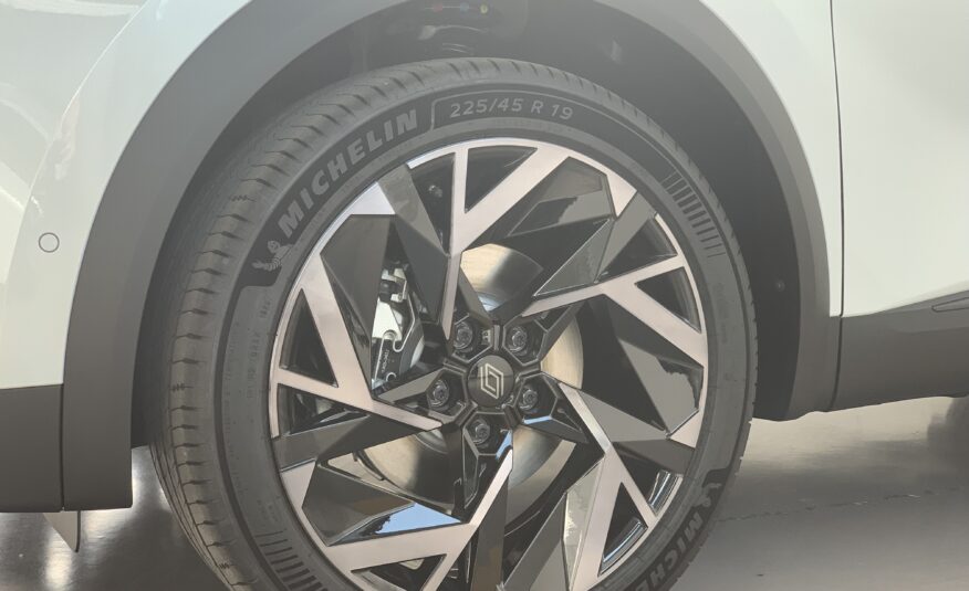 RENAULT SYMBIOZ ESPIRIT ALPINE E-TECH 145CV + PACK SAFETY & DRIVING