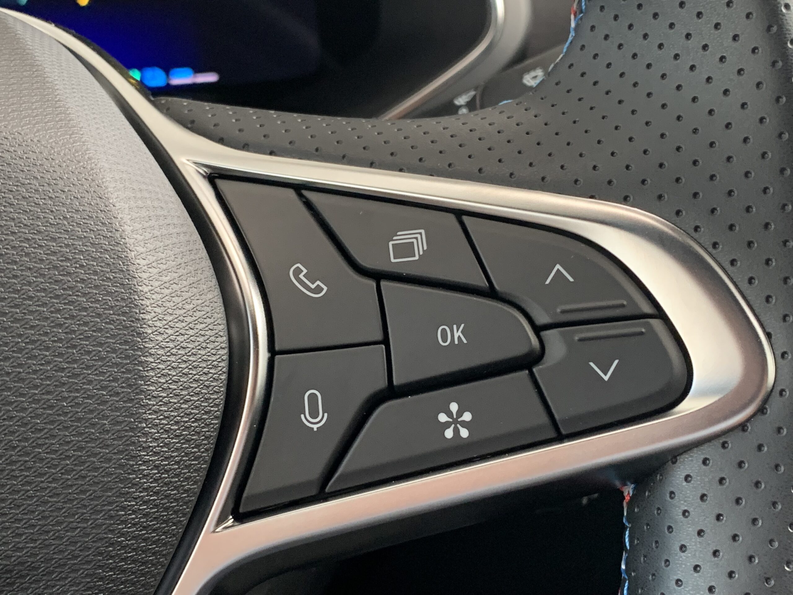 RENAULT SYMBIOZ ESPIRIT ALPINE E-TECH 145CV + PACK SAFETY & DRIVING