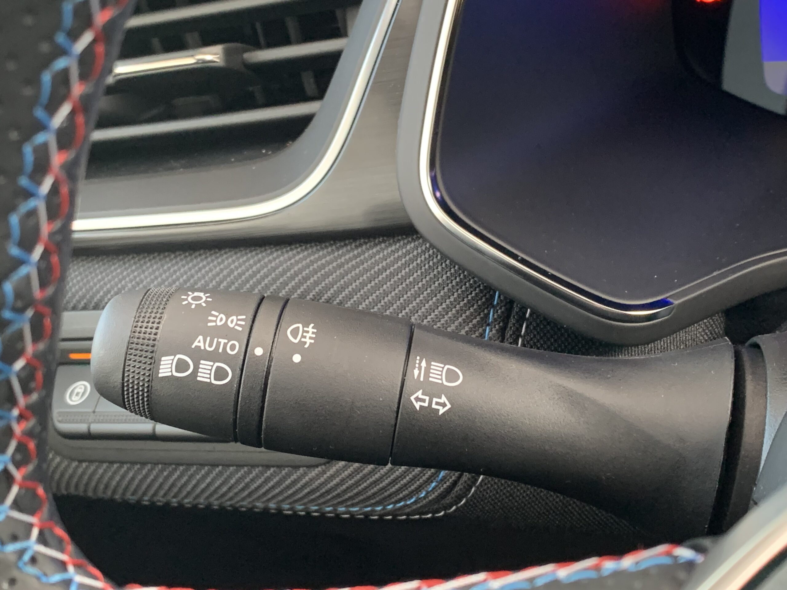 RENAULT SYMBIOZ ESPIRIT ALPINE E-TECH 145CV + PACK SAFETY & DRIVING