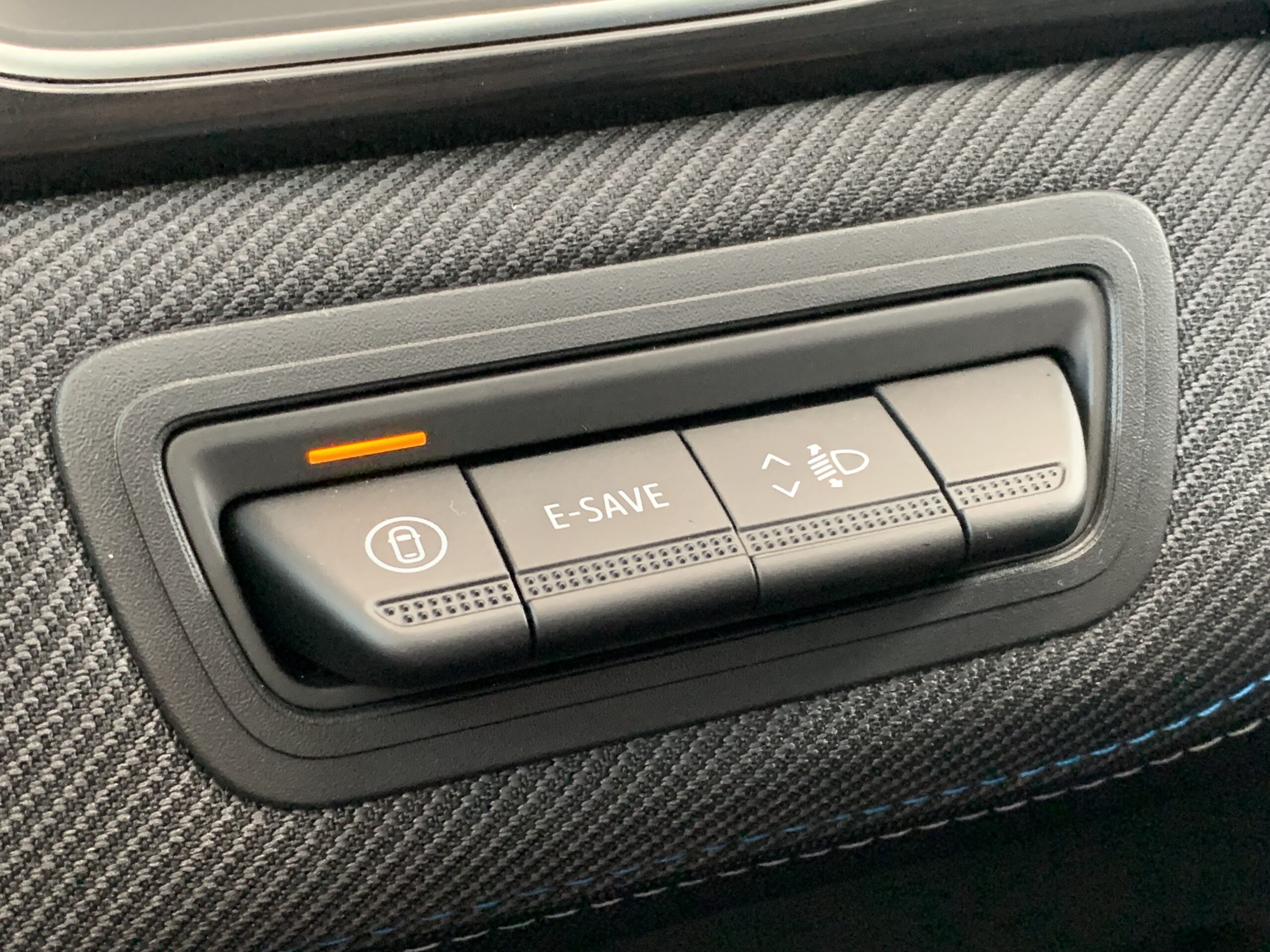 RENAULT SYMBIOZ ESPIRIT ALPINE E-TECH 145CV + PACK SAFETY & DRIVING