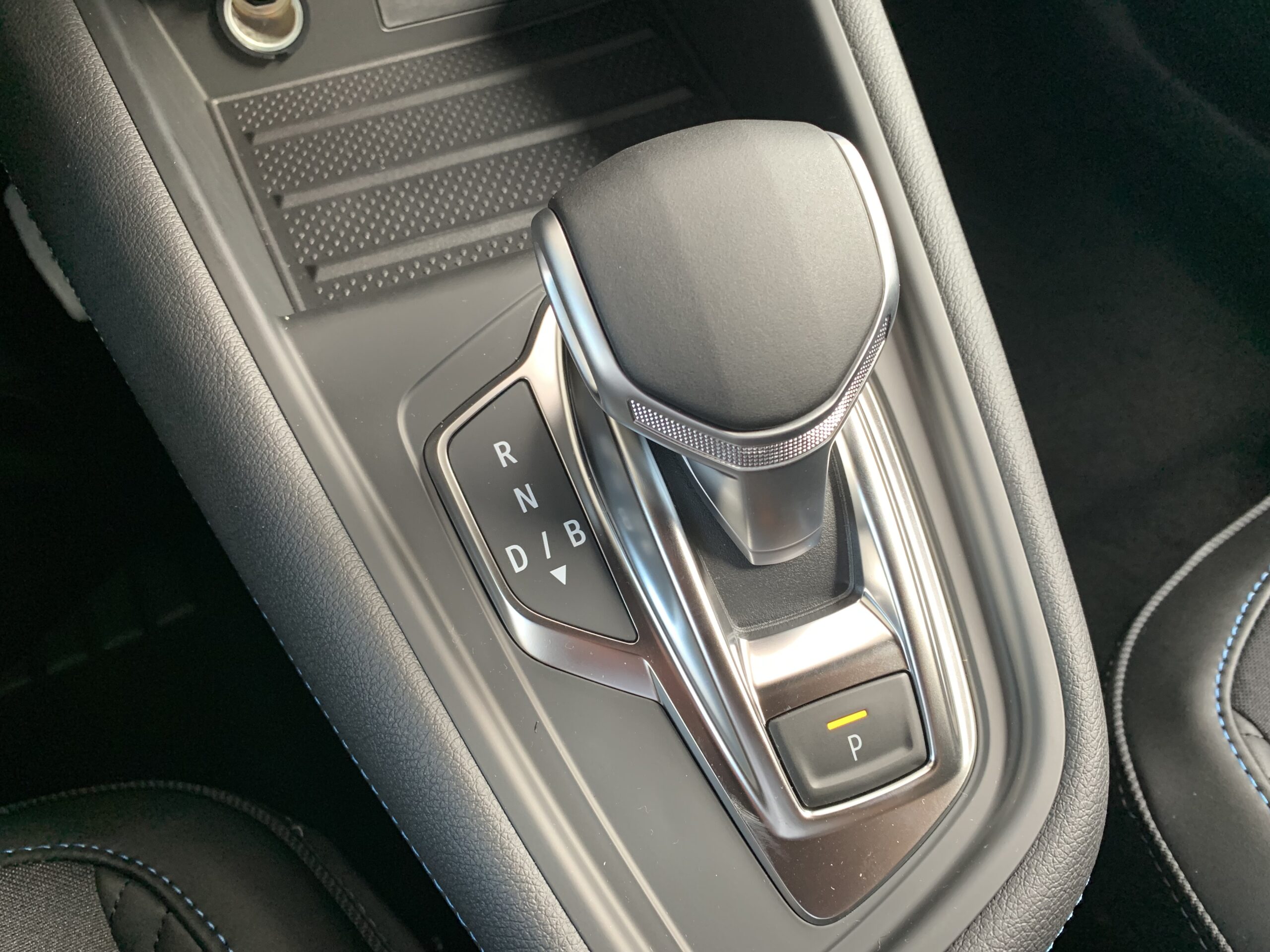 RENAULT SYMBIOZ ESPIRIT ALPINE E-TECH 145CV + PACK SAFETY & DRIVING