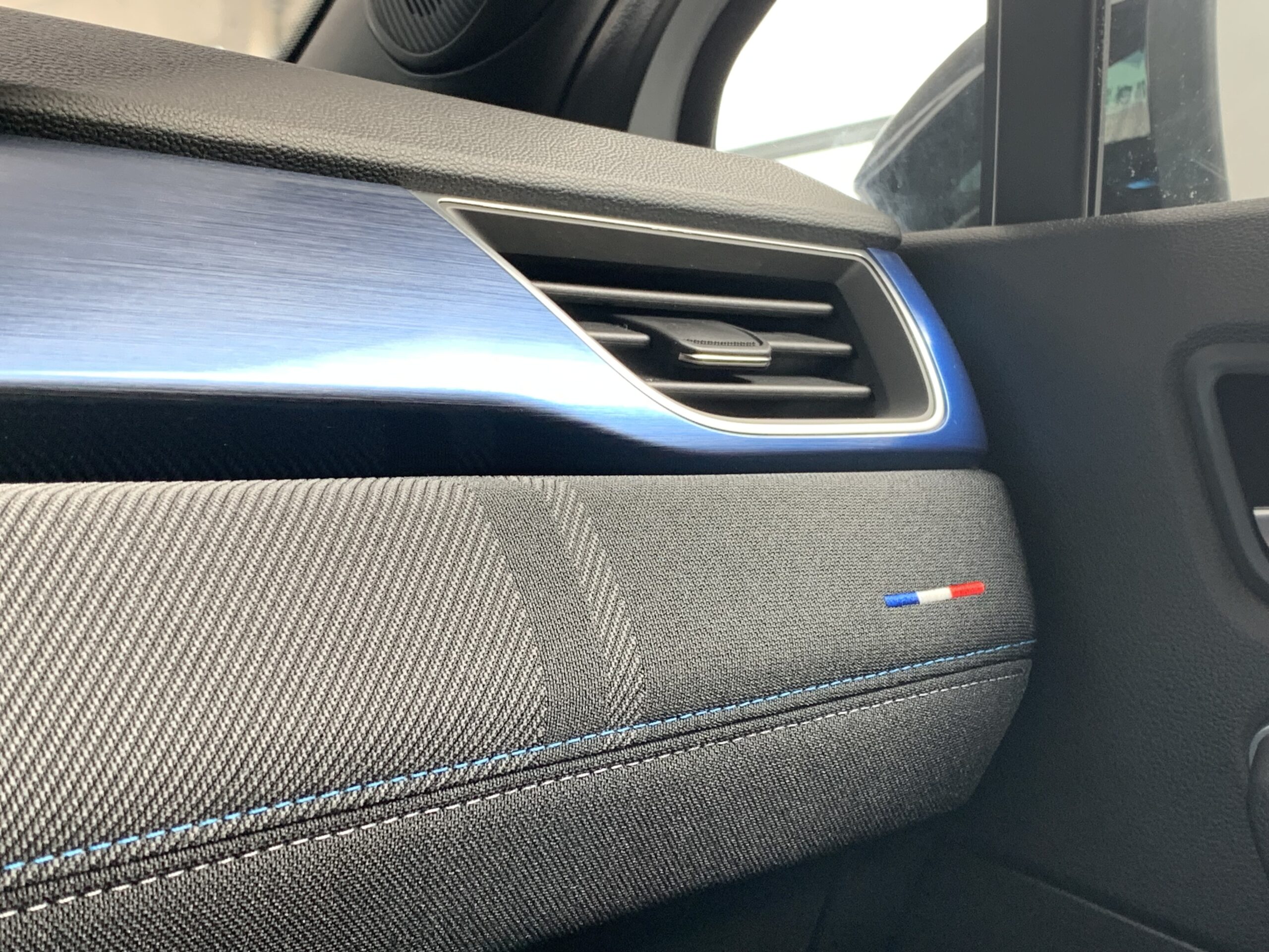 RENAULT SYMBIOZ ESPIRIT ALPINE E-TECH 145CV + PACK SAFETY & DRIVING