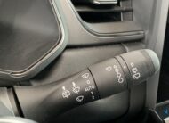 RENAULT CAPTUR TECHNO FULL HYBRID 145CV + BARRAS DE TECHO LONGITUDINALES + RUEDA DE EMERGENCIA + CAMARA 360º + APARCAMIENTO MANOS LIBRES + AYUDA AL APARCAMIENTO DELANTERO & TRASERO & LATERAL CON CAMARAS