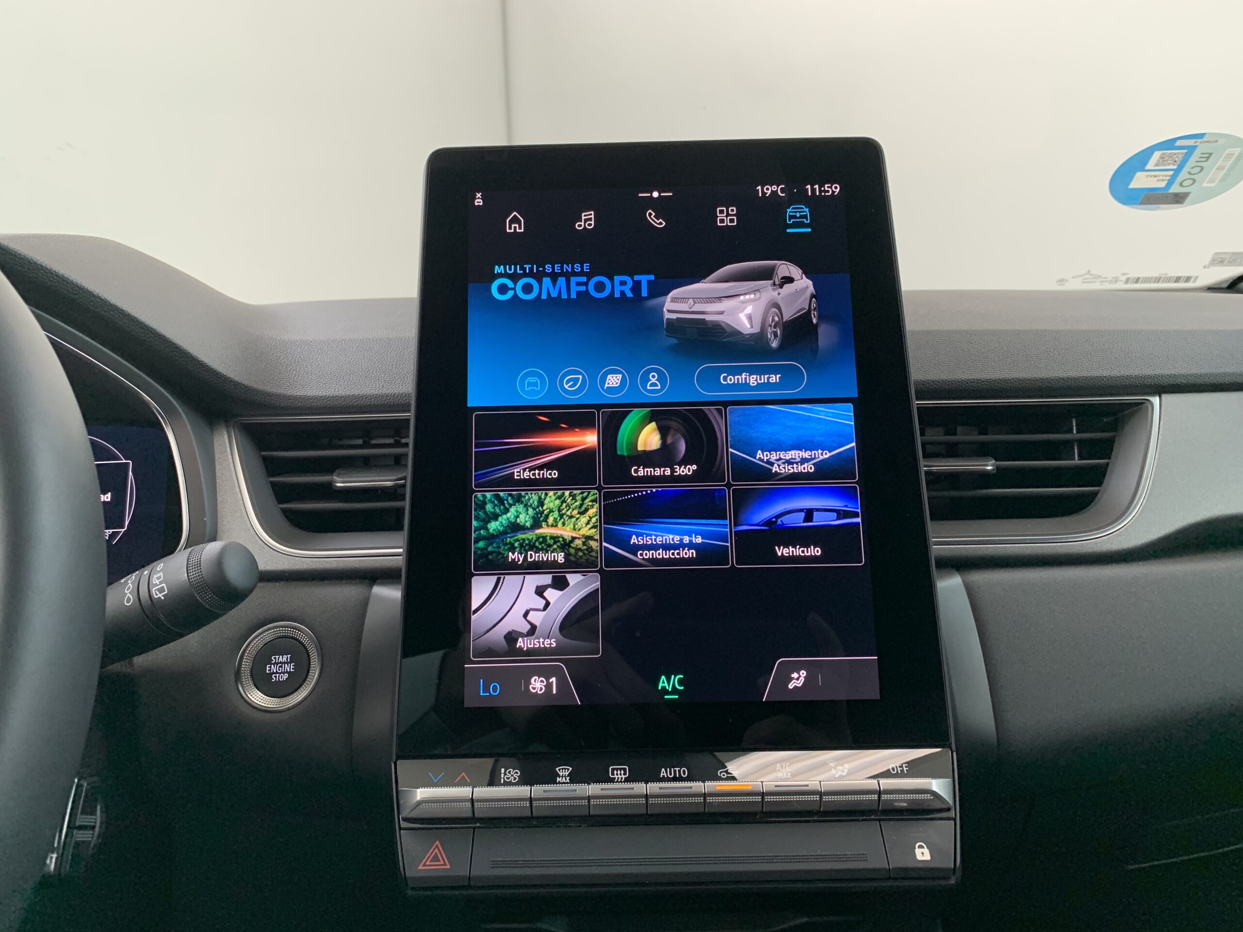 RENAULT CAPTUR TECHNO FULL HYBRID 145CV + BARRAS DE TECHO LONGITUDINALES + RUEDA DE EMERGENCIA + CAMARA 360º + APARCAMIENTO MANOS LIBRES + AYUDA AL APARCAMIENTO DELANTERO & TRASERO & LATERAL CON CAMARAS