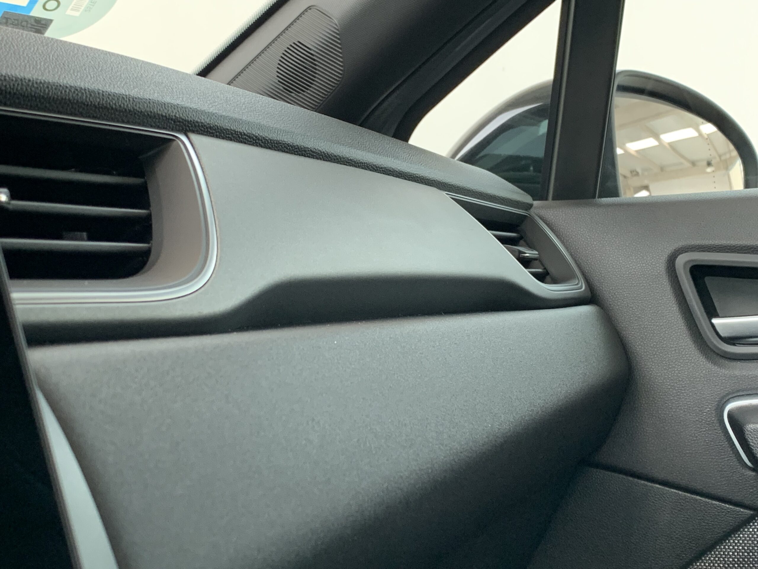 RENAULT CAPTUR TECHNO FULL HYBRID 145CV + BARRAS DE TECHO LONGITUDINALES + RUEDA DE EMERGENCIA + CAMARA 360º + APARCAMIENTO MANOS LIBRES + AYUDA AL APARCAMIENTO DELANTERO & TRASERO & LATERAL CON CAMARAS