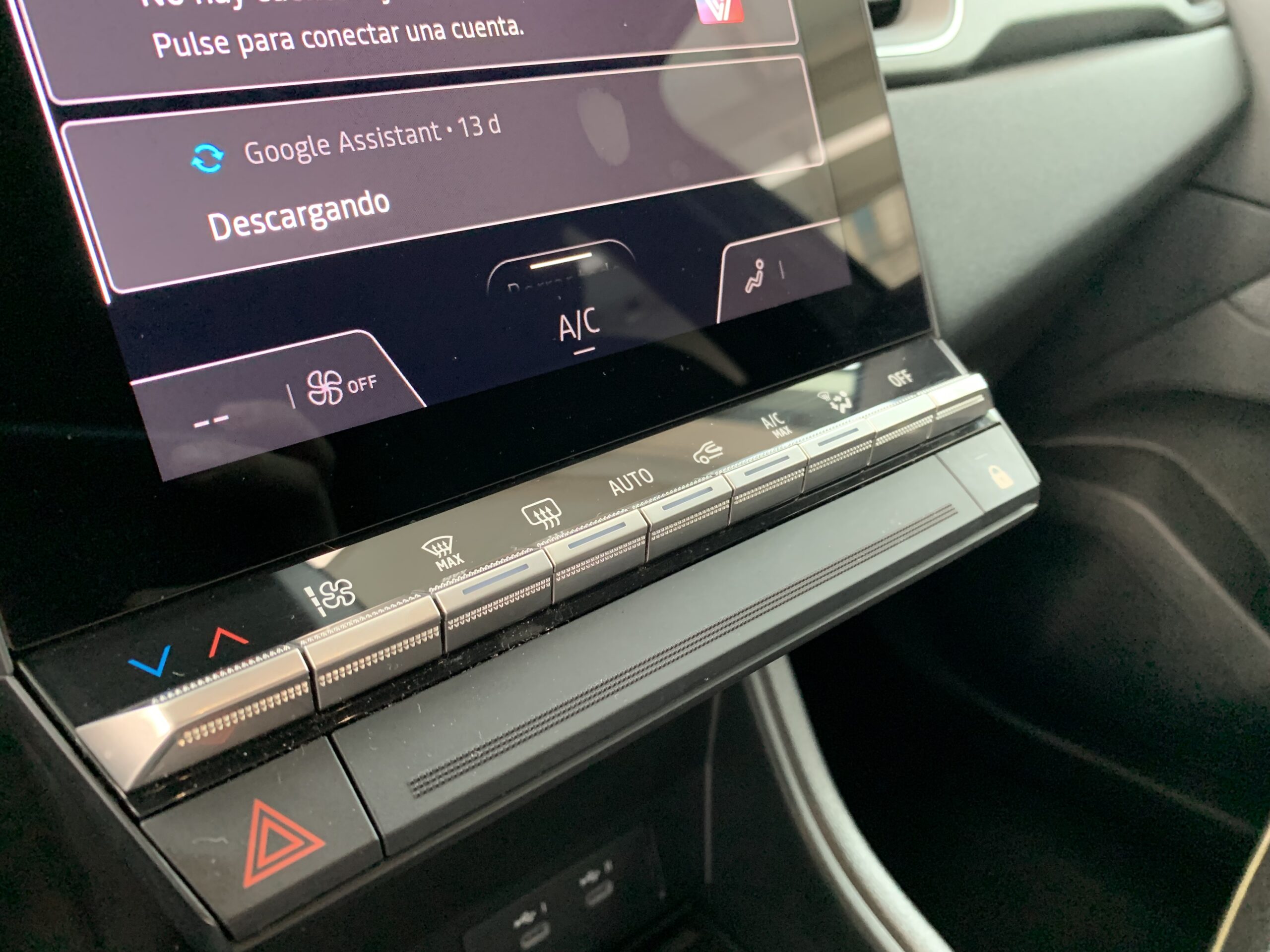 RENAULT CAPTUR TECHNO FULL HYBRID 145CV + BARRAS DE TECHO LONGITUDINALES + RUEDA DE EMERGENCIA + CAMARA 360º + APARCAMIENTO MANOS LIBRES + AYUDA AL APARCAMIENTO DELANTERO & TRASERO & LATERAL CON CAMARAS