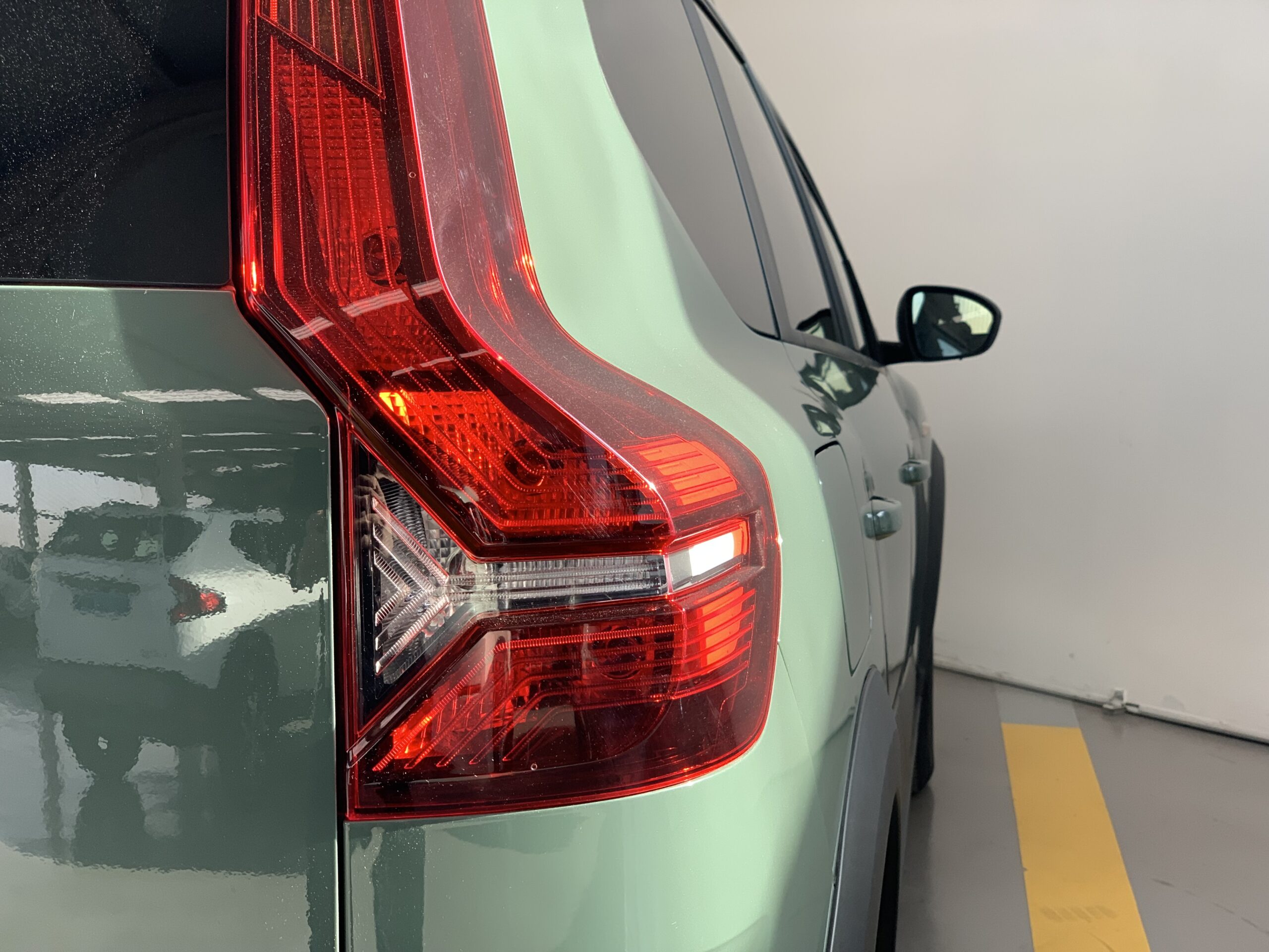 DACIA JOGGER EXPRESSION TCE 110CV 7 PLAZAS + RUEDA DE REPUESTO + CLIMATIZACION AUTOMATICA + PACK NAVEGACION + PACK EASY + PACK CITY