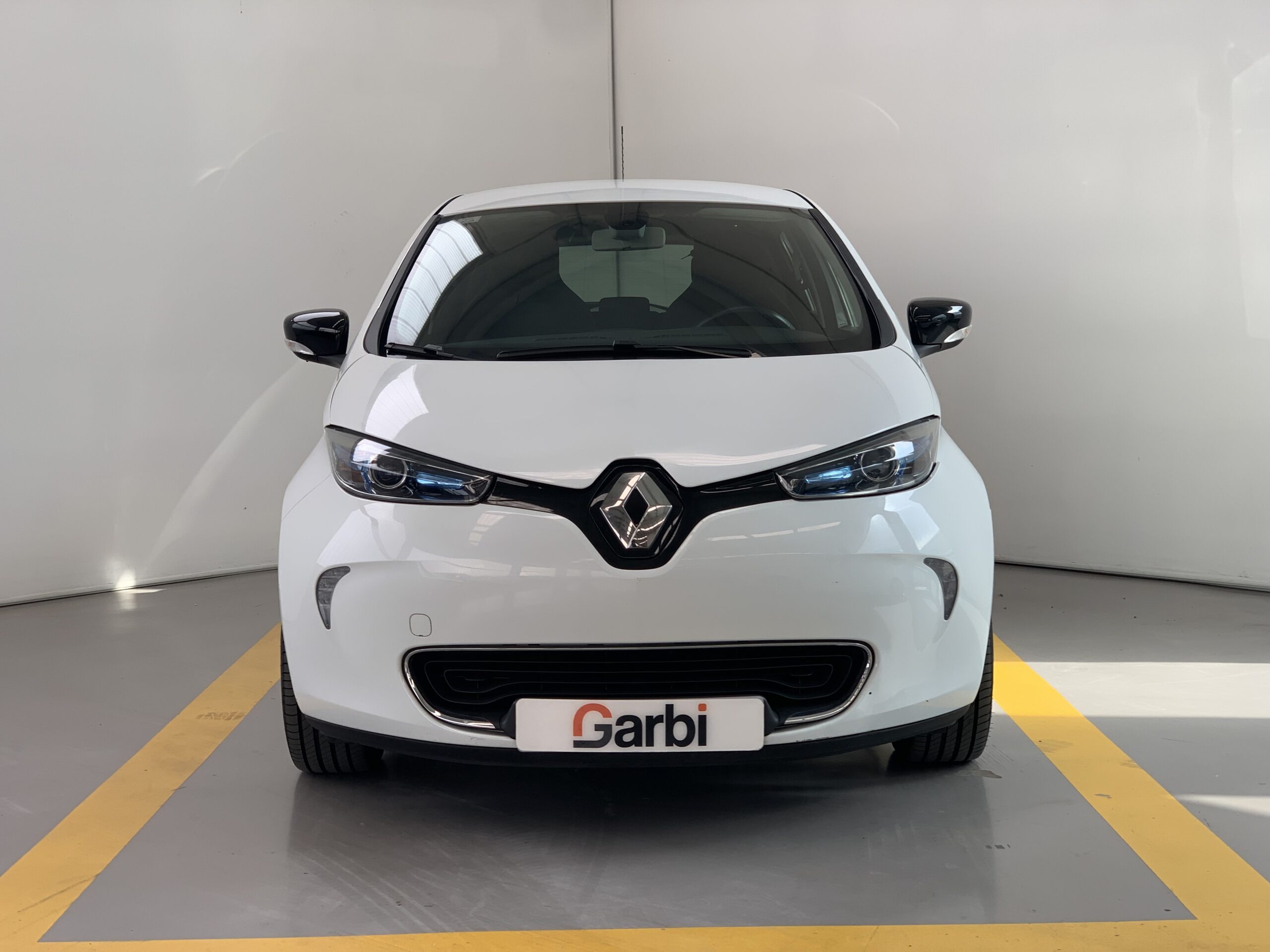 RENAULT ZOE LIMITED 40KWH 110CV + LLANTAS DE ALEACION 17´´ + RADAR CON CAMARA DE VISION TRASERA