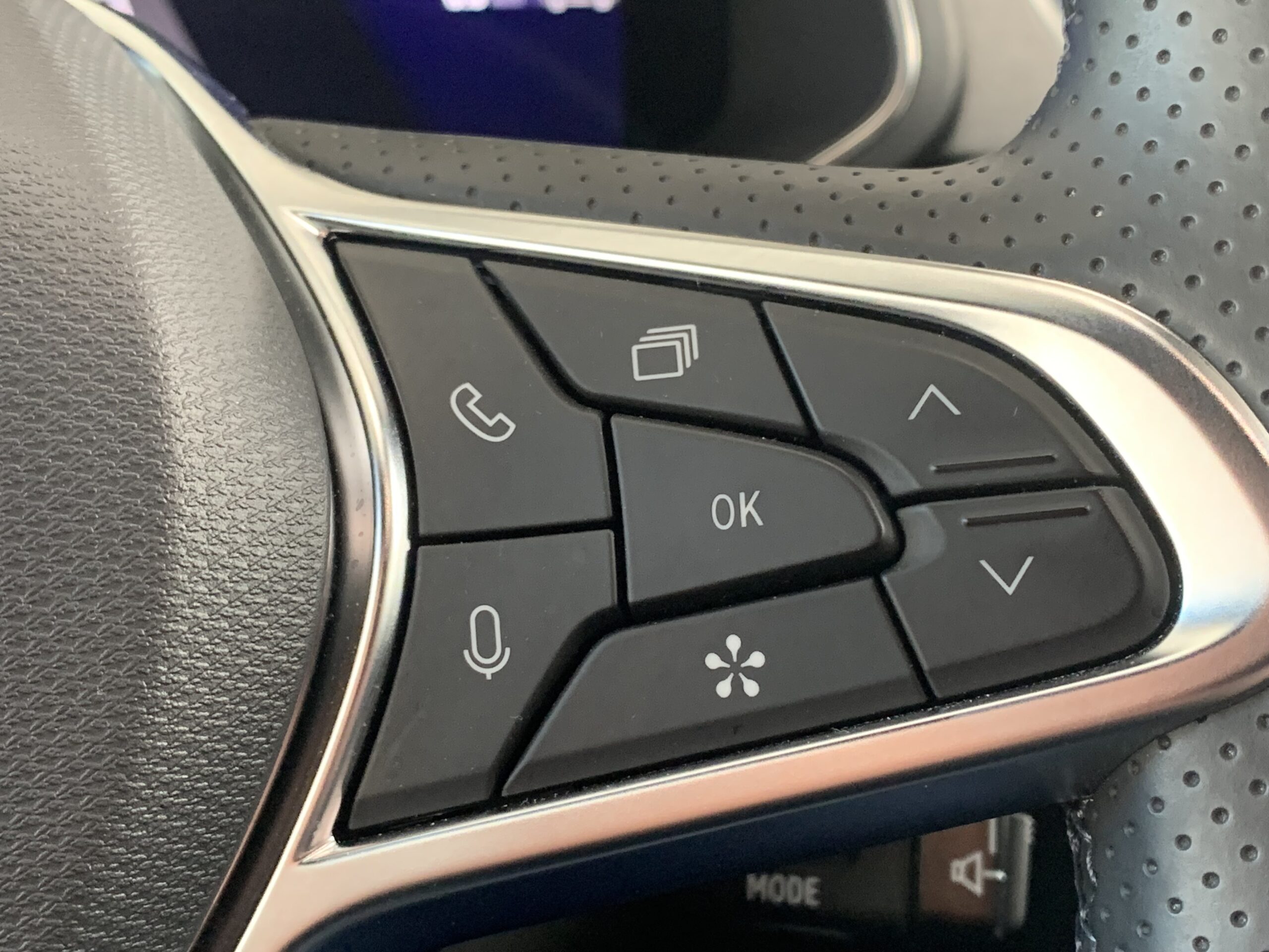 RENAULT SYMBIOZ TECHNO FULL HYBRID 145CV