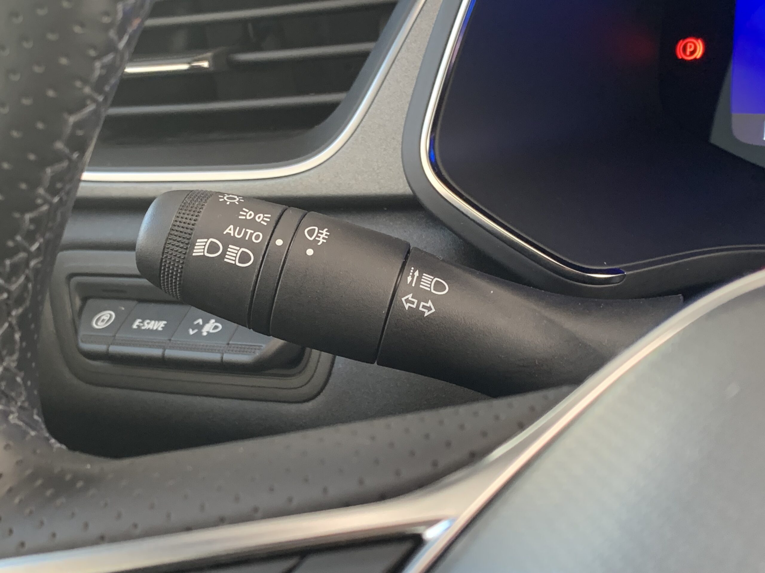 RENAULT SYMBIOZ TECHNO FULL HYBRID 145CV