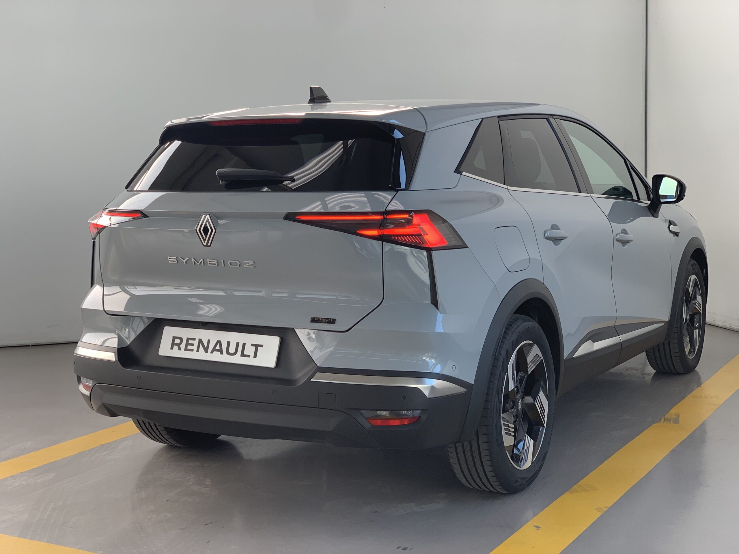 RENAULT SYMBIOZ TECHNO FULL HYBRID 145CV