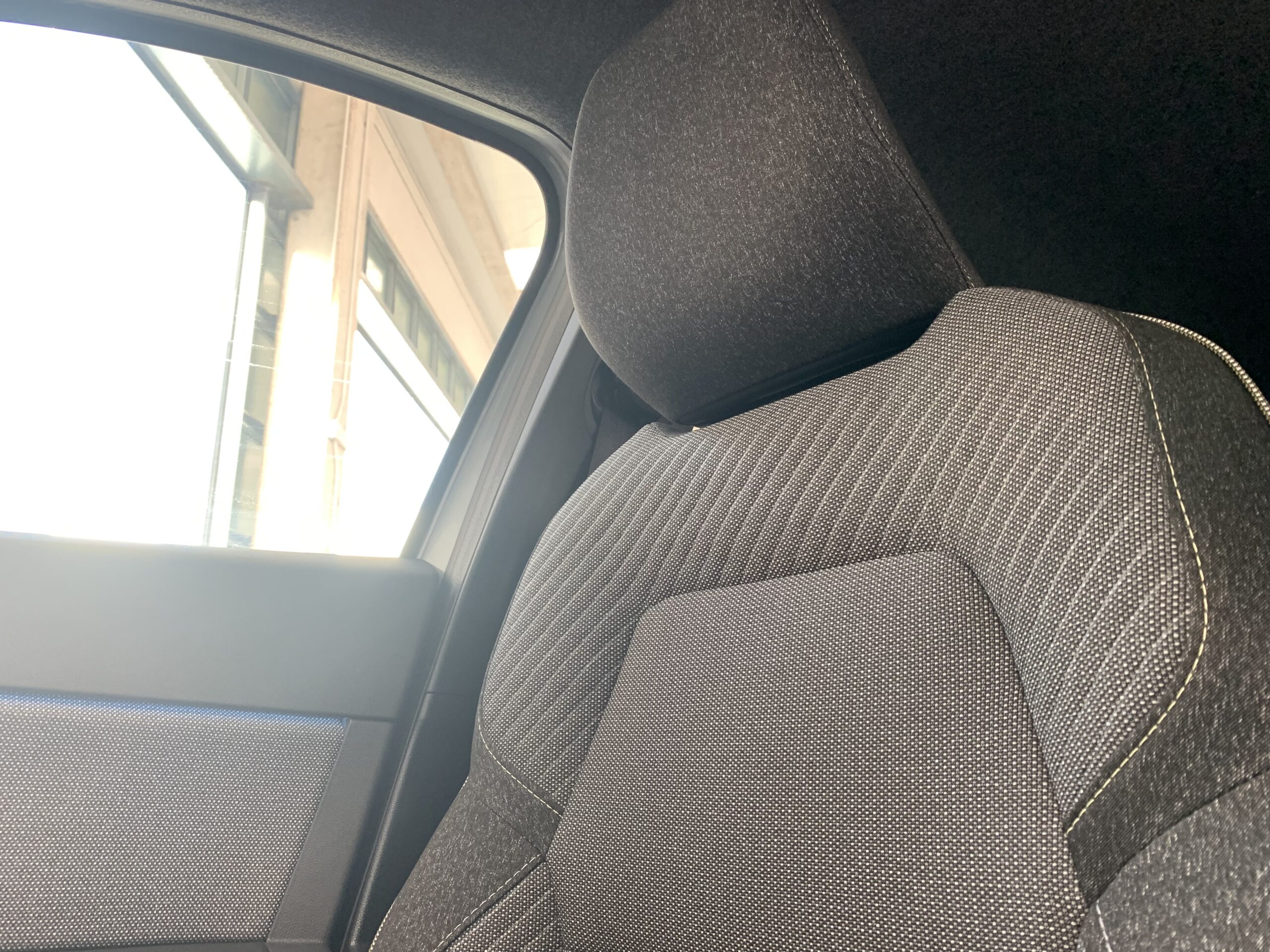 RENAULT SYMBIOZ TECHNO FULL HYBRID 145CV