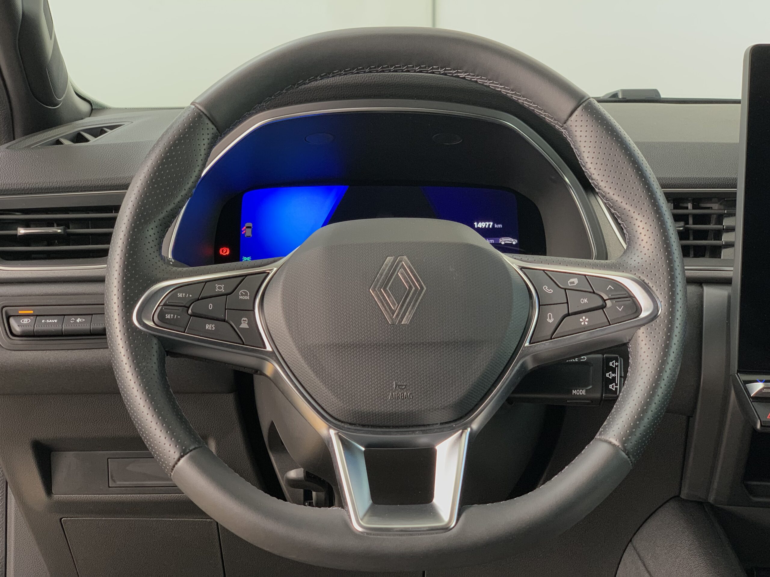 RENAULT SYMBIOZ TECHNO FULL HYBRID 145CV