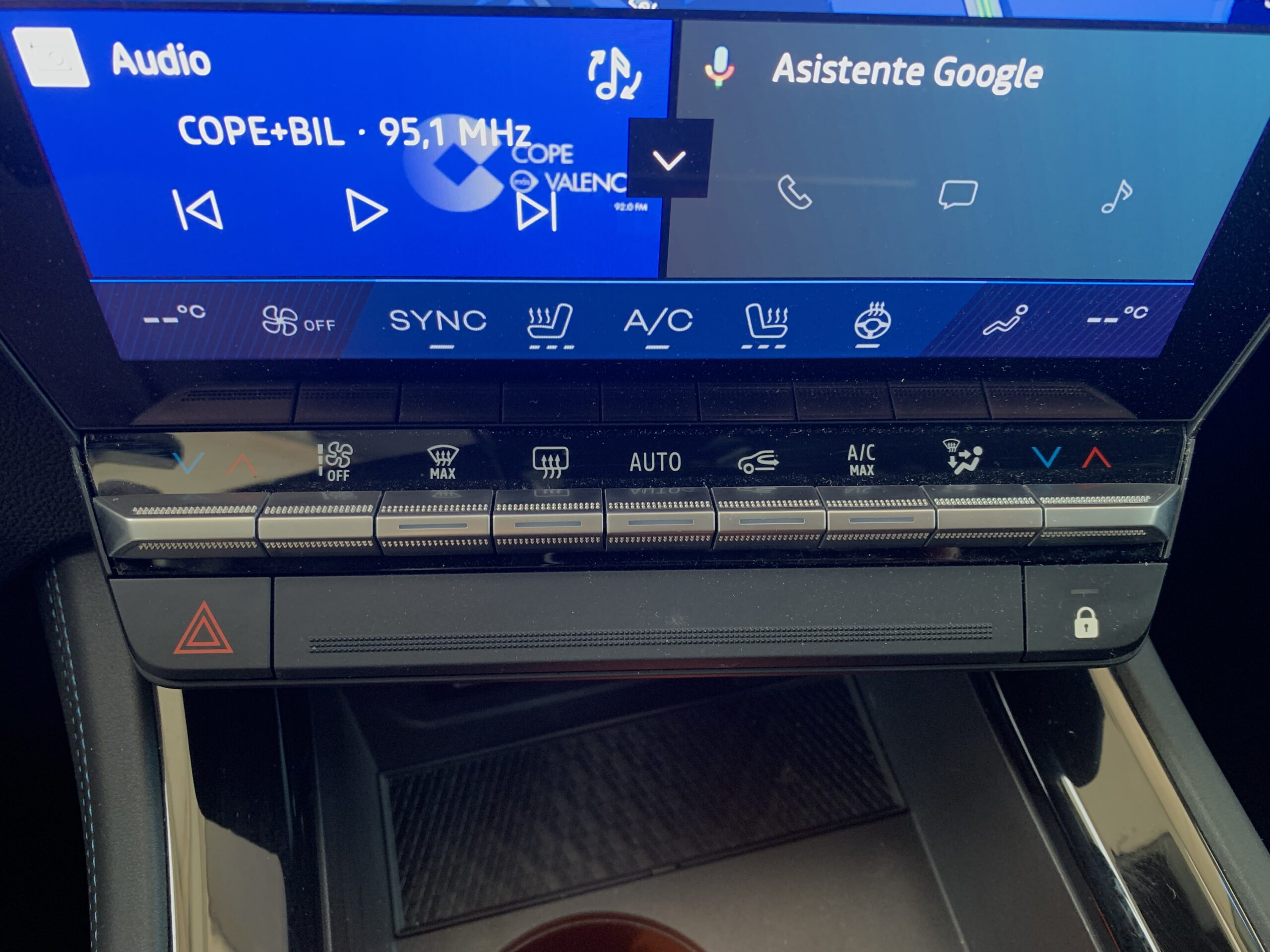 RENAULT RAFALE ESPIRIT ALPINE FULL HYBRID 200CV + PACK DRIVING & HEATING + PACK CITY PREMIUM + PACK CONFORT + RUEDA DE EMERGENCIA