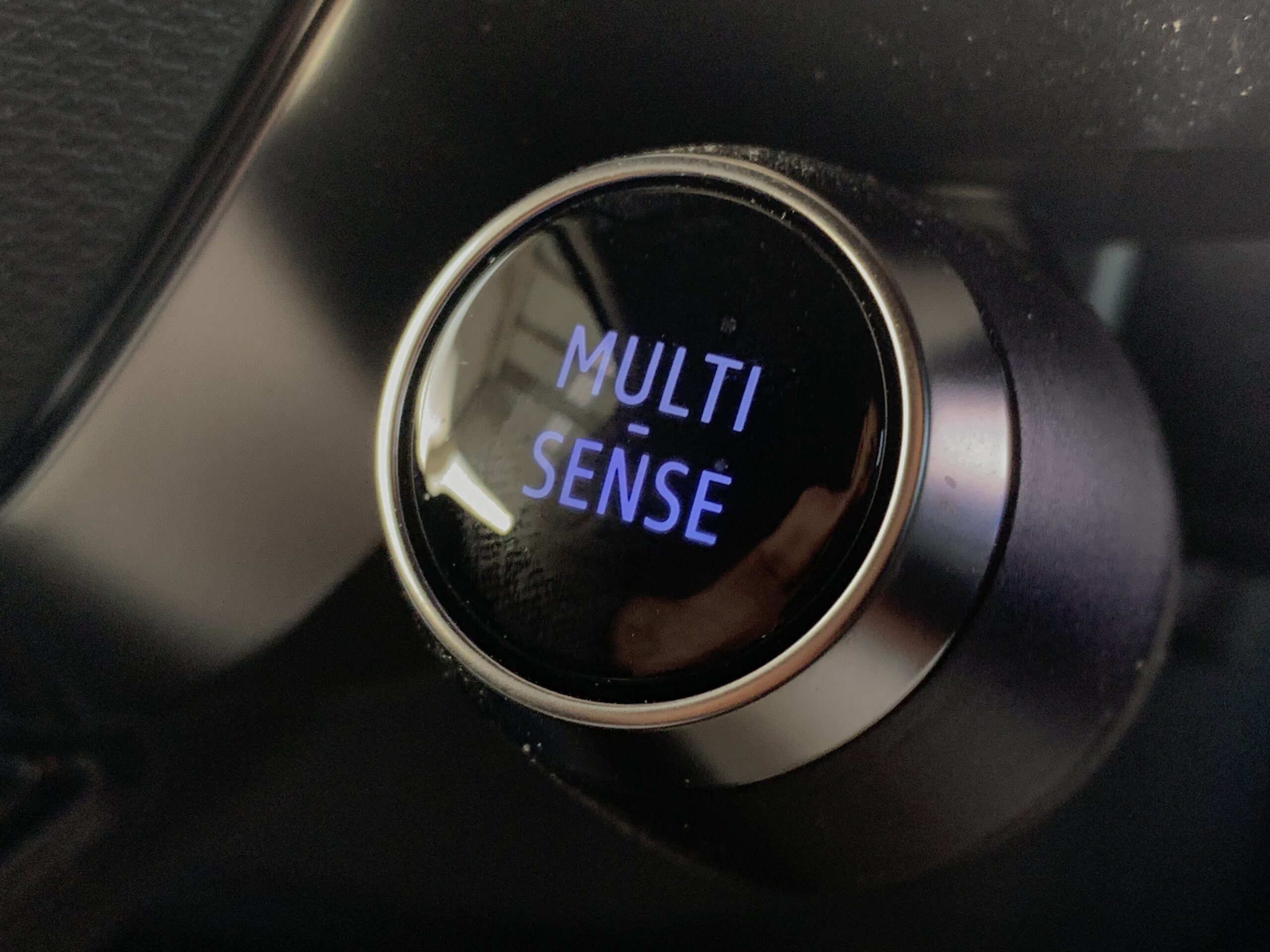 RENAULT RAFALE ESPIRIT ALPINE FULL HYBRID 200CV + PACK DRIVING & HEATING + PACK CITY PREMIUM + PACK CONFORT + RUEDA DE EMERGENCIA