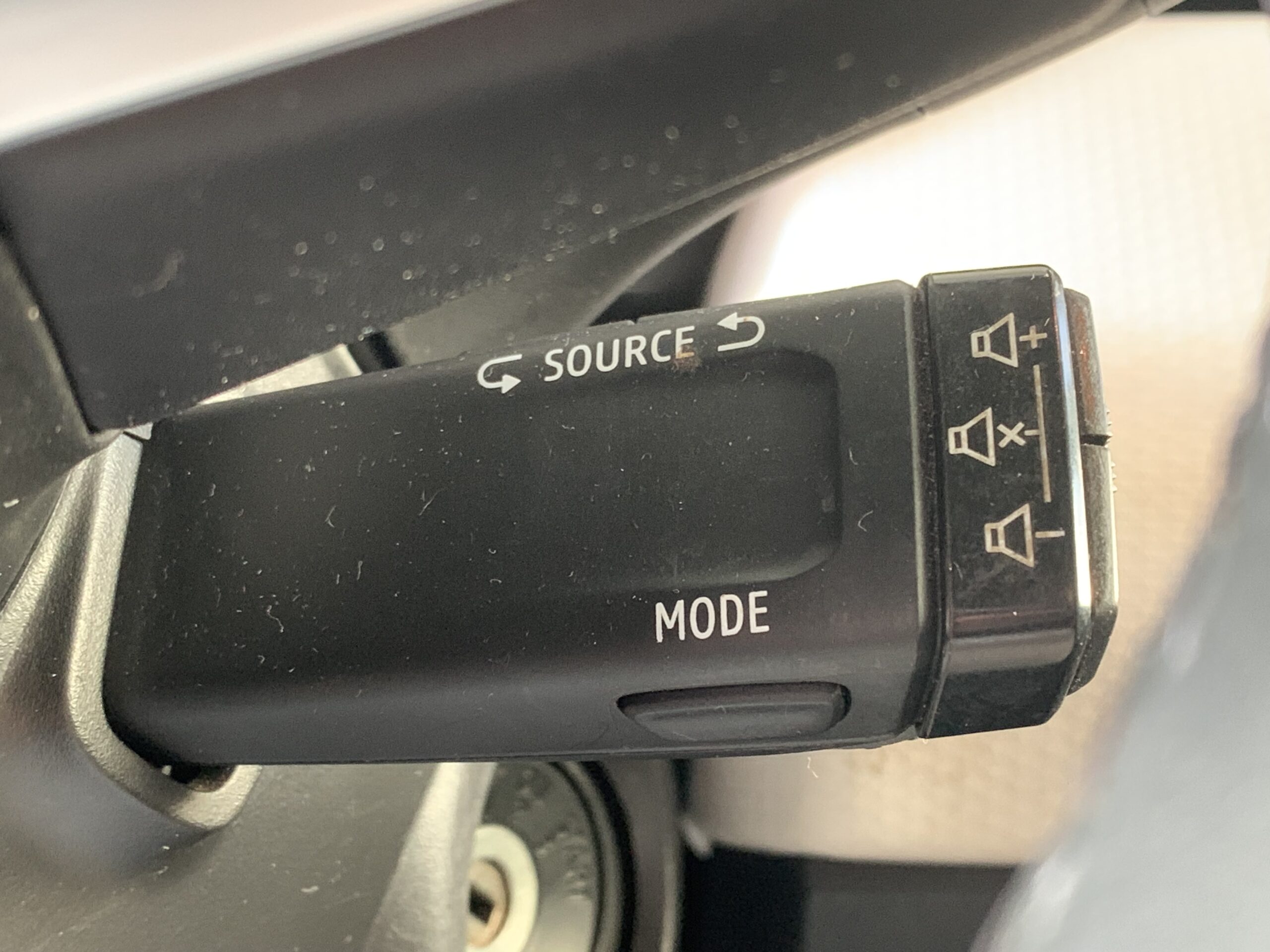 RENAULT CLIO LIMITED TCE 90CV