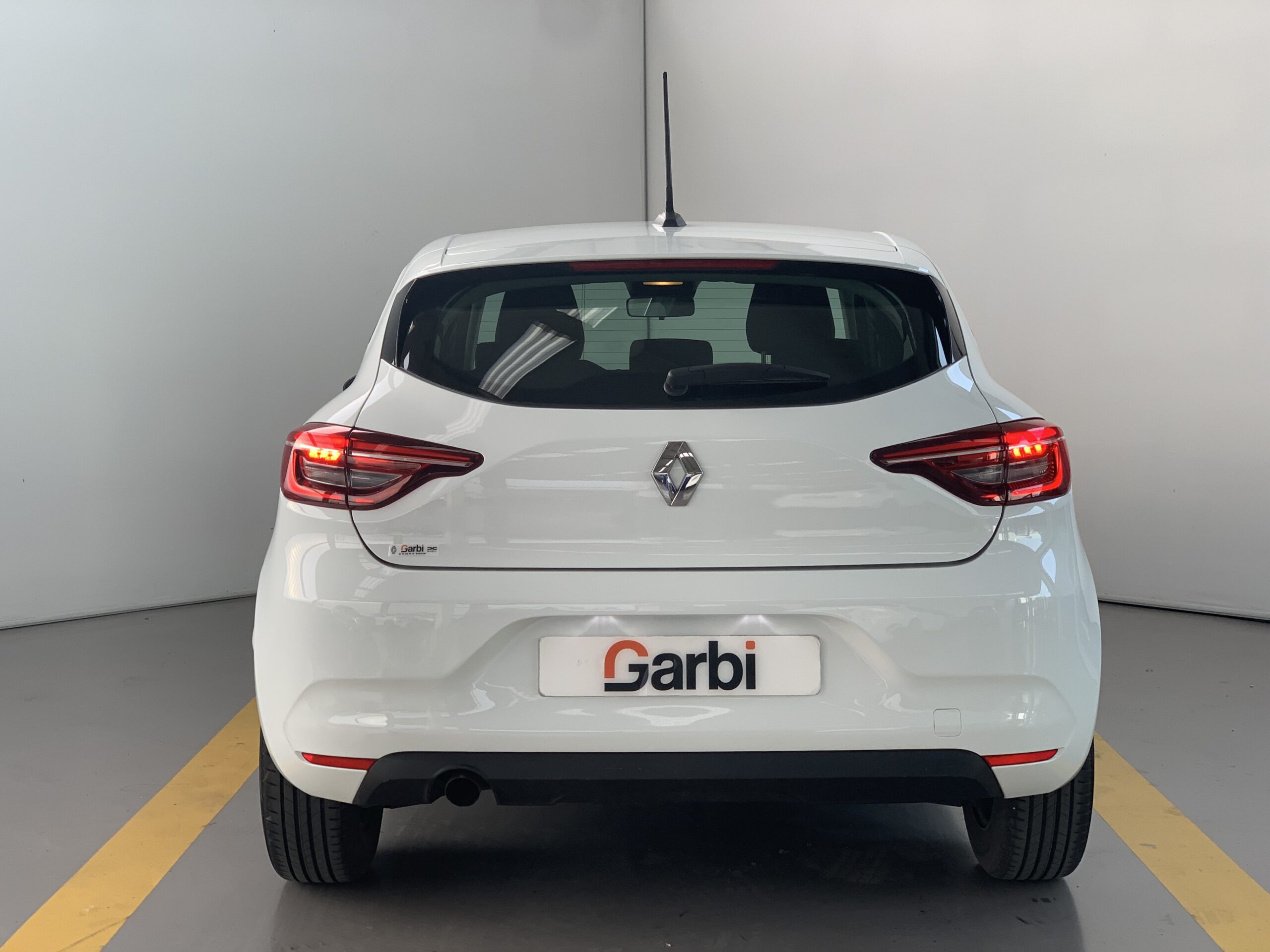 RENAULT CLIO BUSINESS DCI 85CV