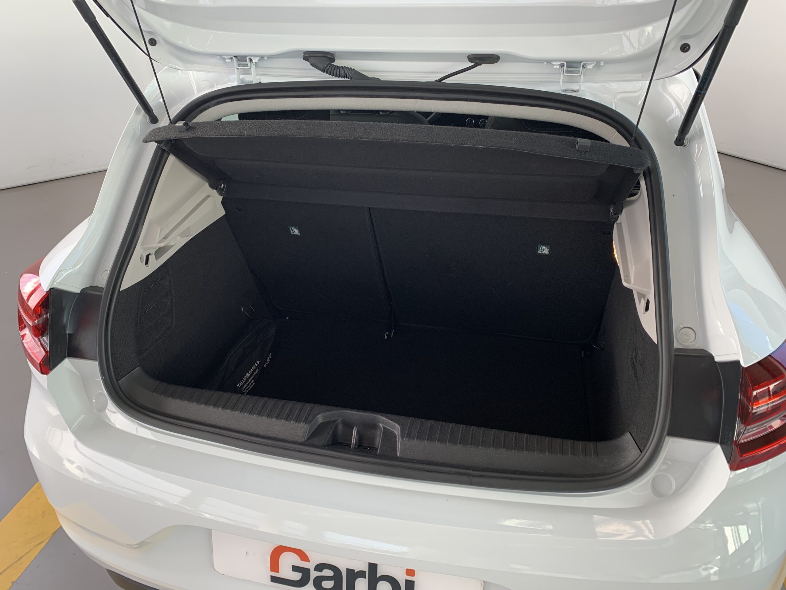 RENAULT CLIO EQUILIBRE DCI DE 100CV + RUEDA DE REPUESTO