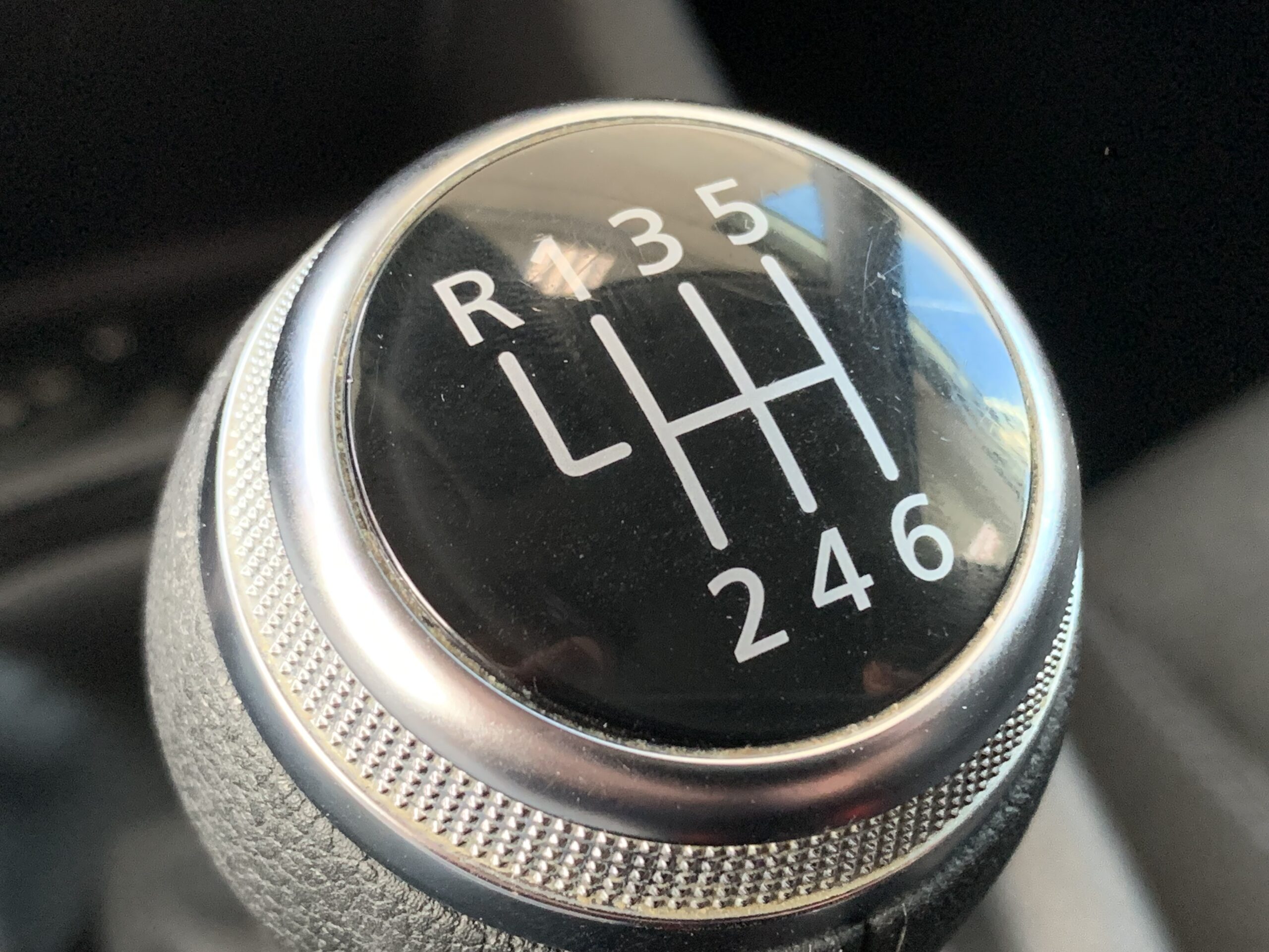 RENAULT CLIO EQUILIBRE DCI DE 100CV + RUEDA DE REPUESTO