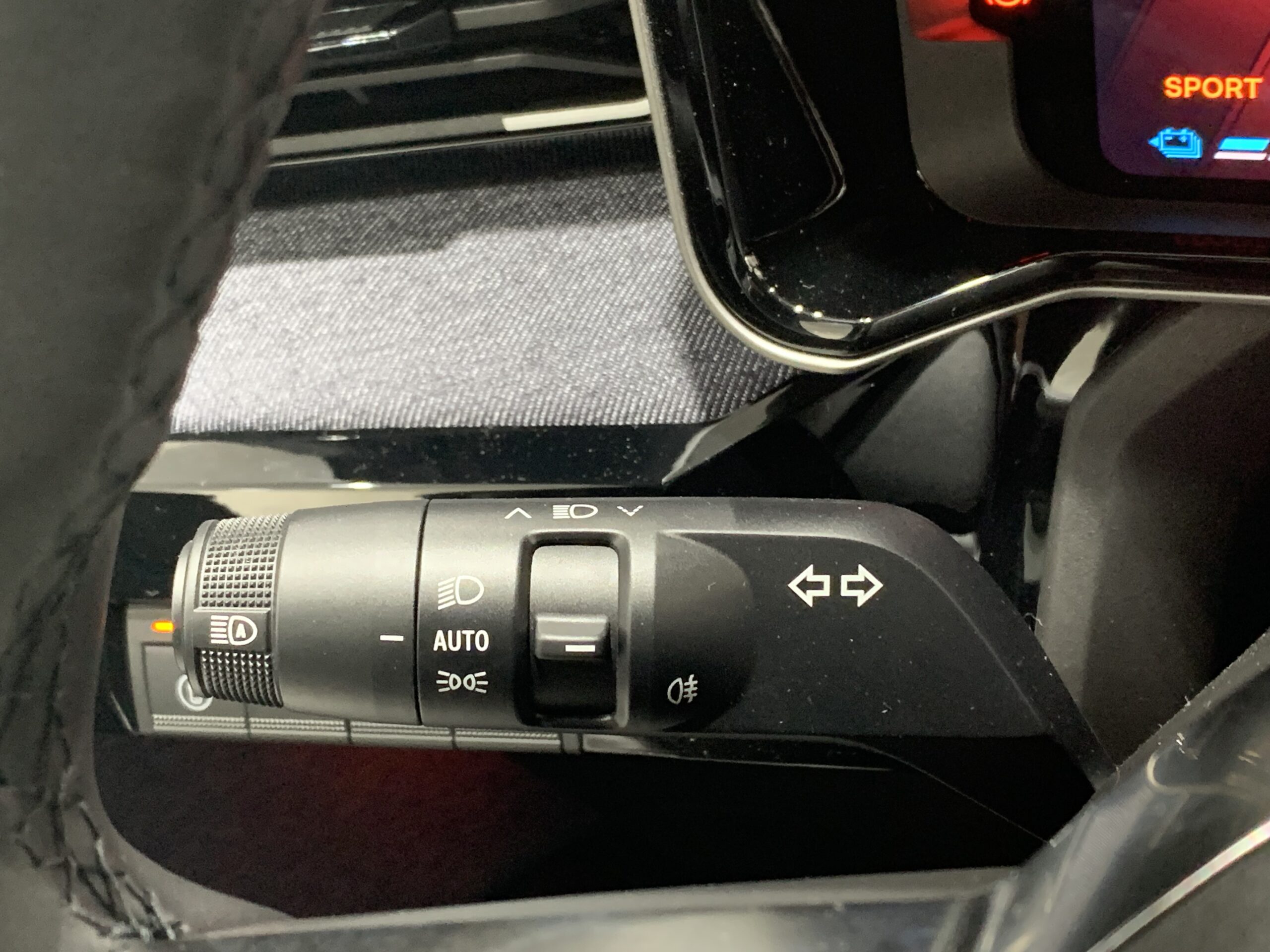 R5 TECHNO CONFORT 150CV + EMBELLECEDOR DE TITANIO