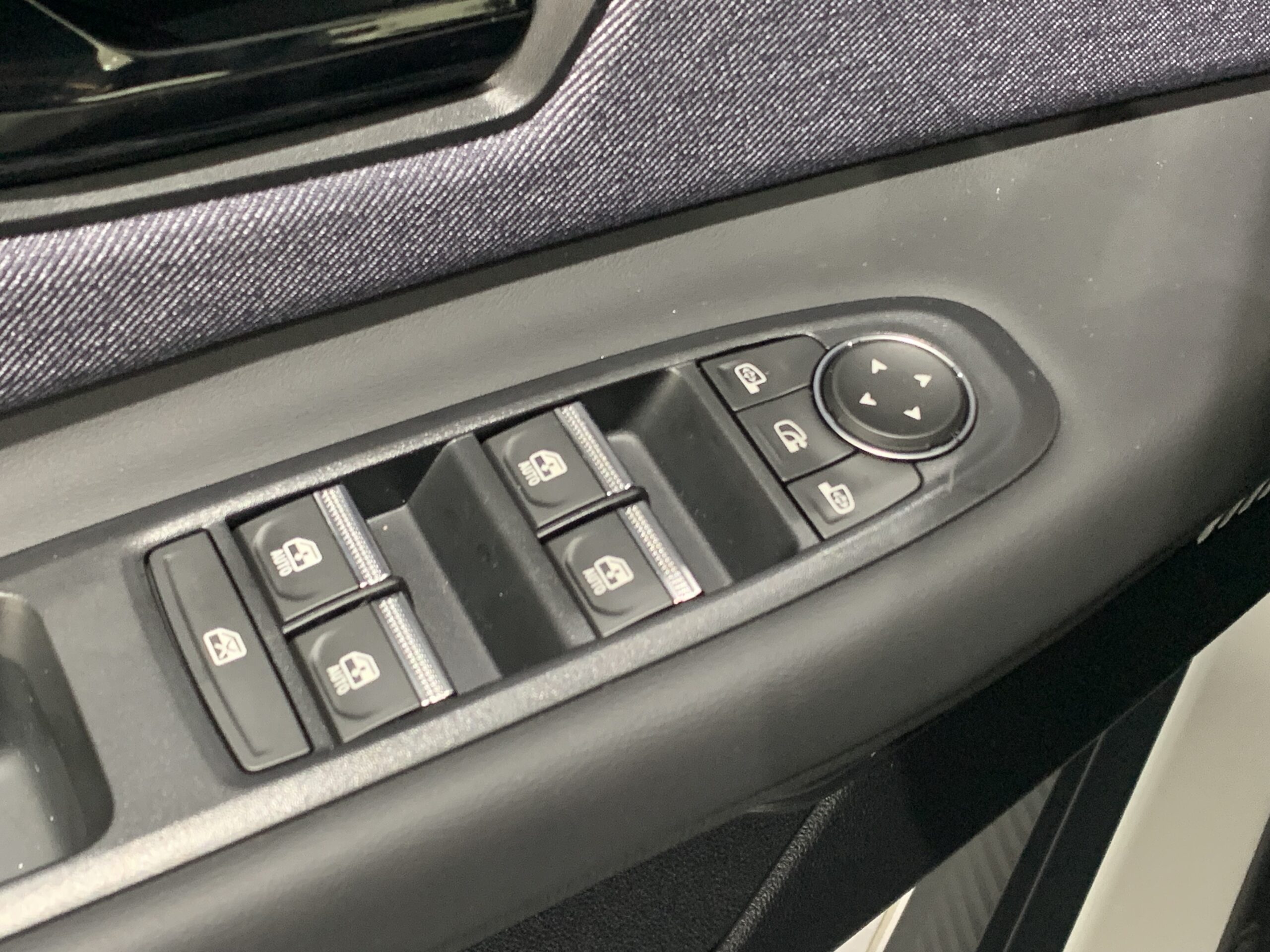 R5 TECHNO CONFORT 150CV + EMBELLECEDOR DE TITANIO