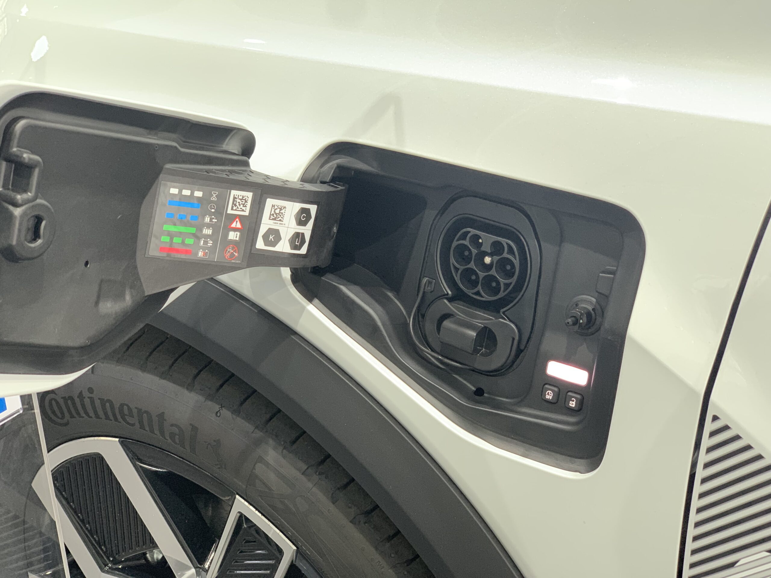 R5 TECHNO CONFORT 150CV + EMBELLECEDOR DE TITANIO