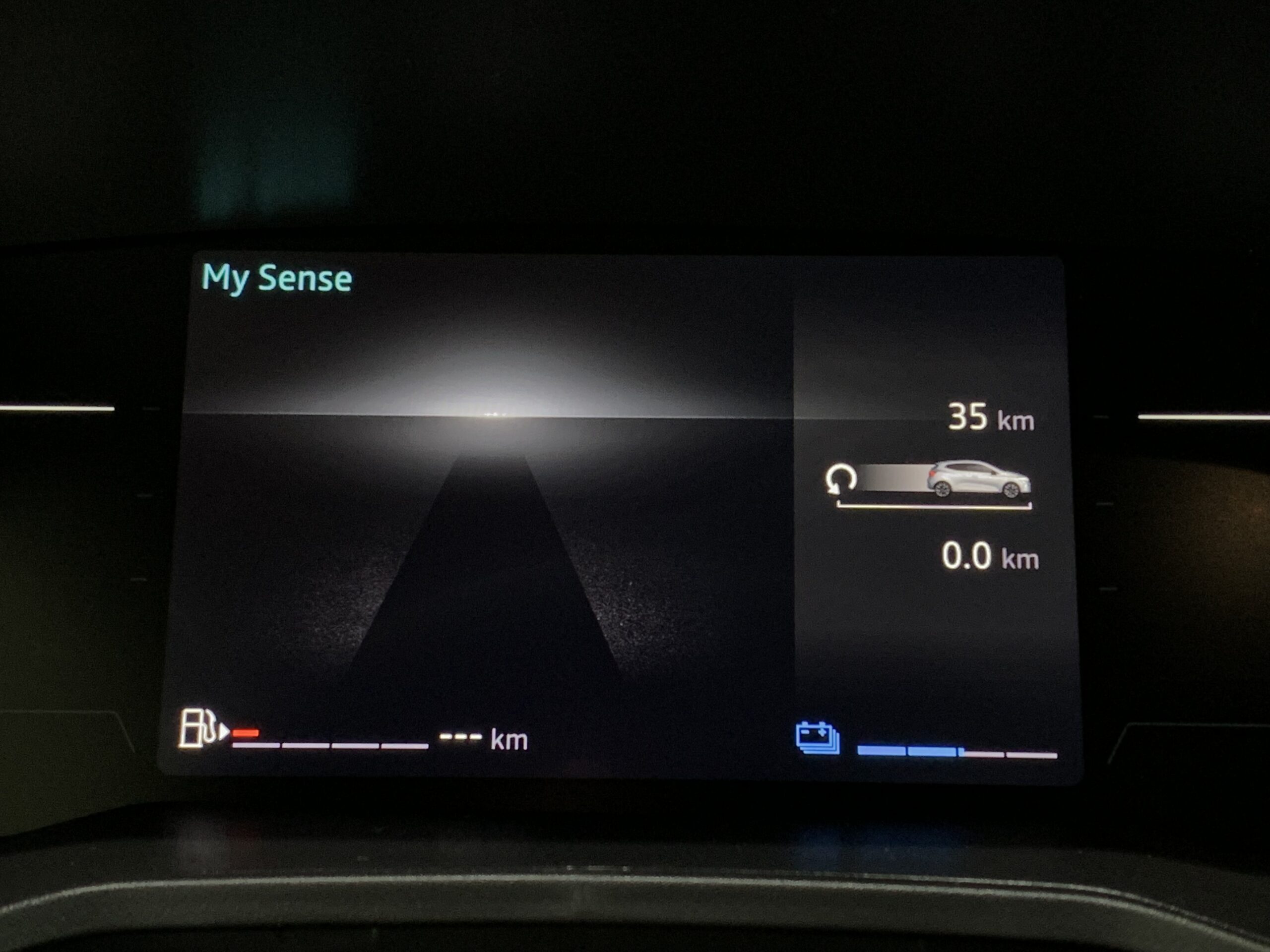 RENAULT CLIO TECHNO FULL HYBRID 145CV