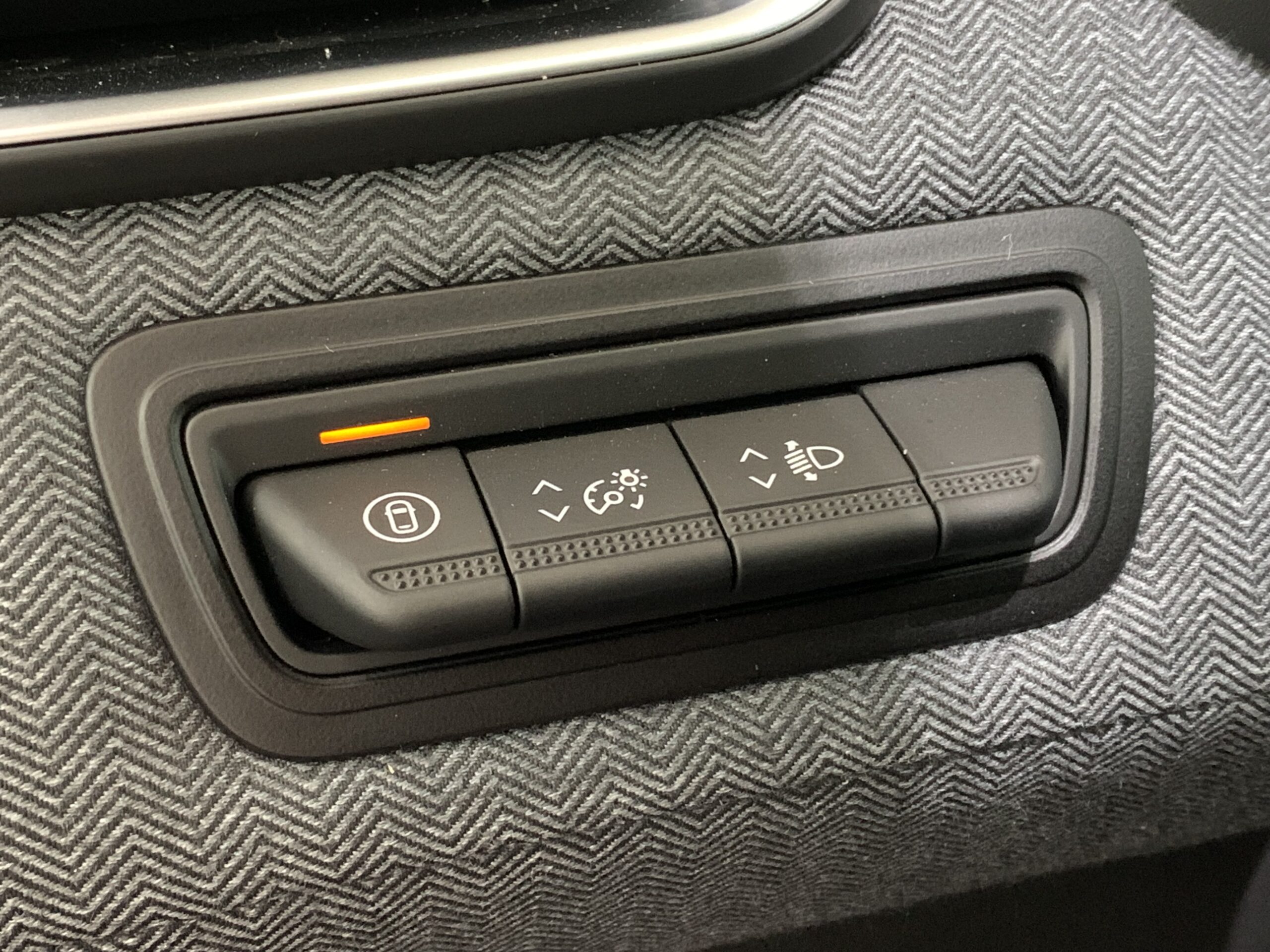 RENAULT CLIO TECHNO FULL HYBRID 145CV