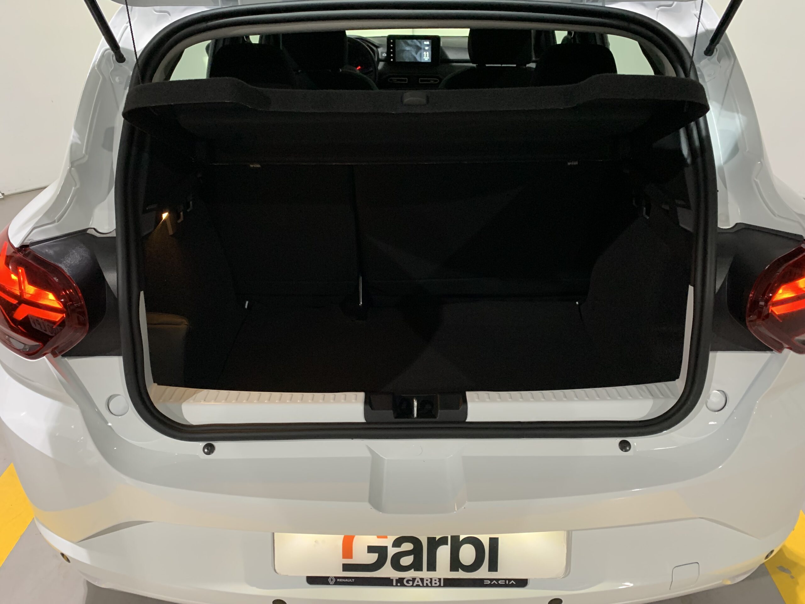 DACIA SANDERO EXPRESSION ECO-G (GLP) 100CV + PACK PARKING + CLIMATIZACION AUTOMATICA