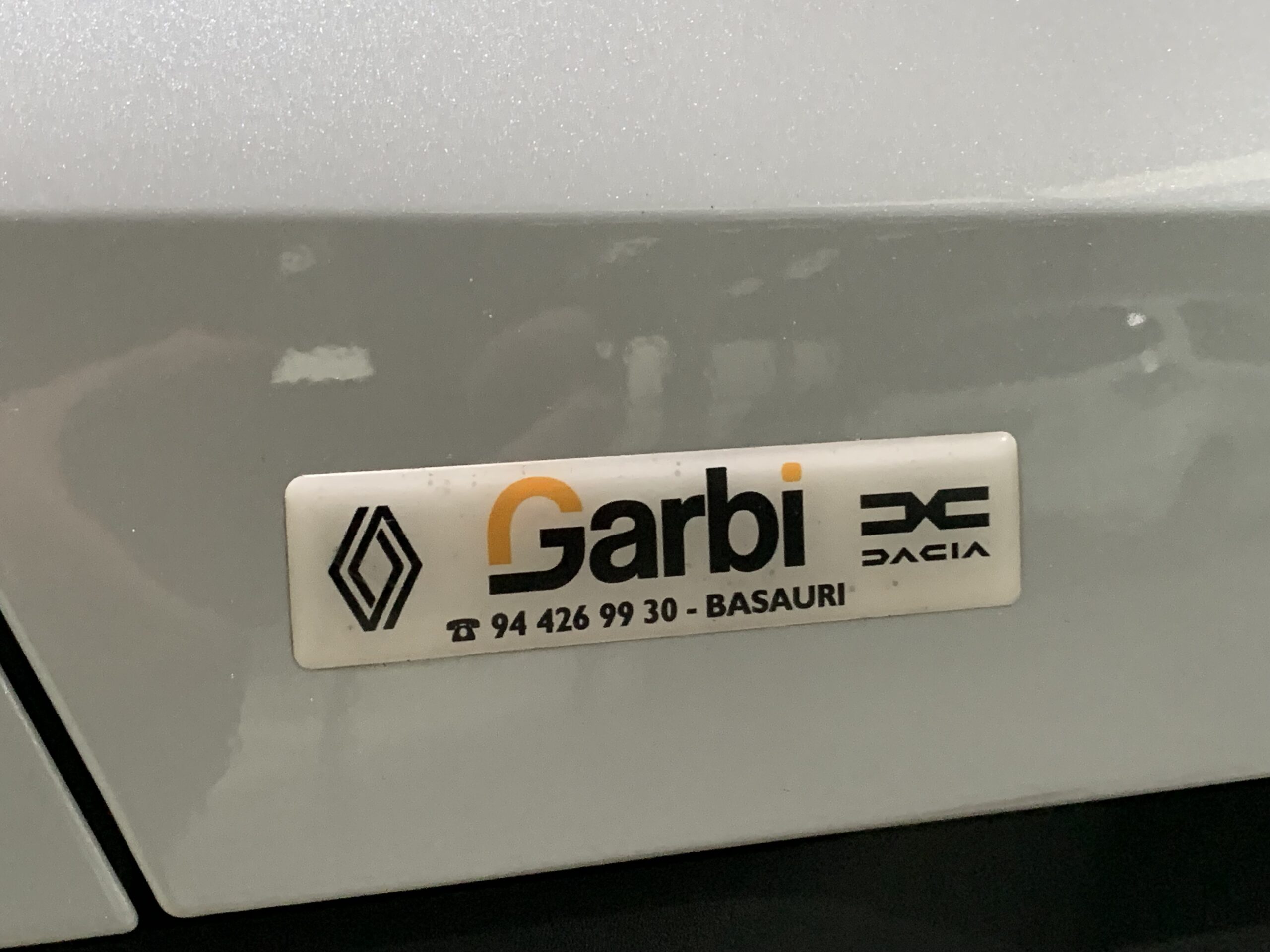 RENAULT ARKANA ESPIRIT ALPINE FULL HYBRID 145CV + TECHO DE COLOR NEGRO + PACK PARKING PLUS