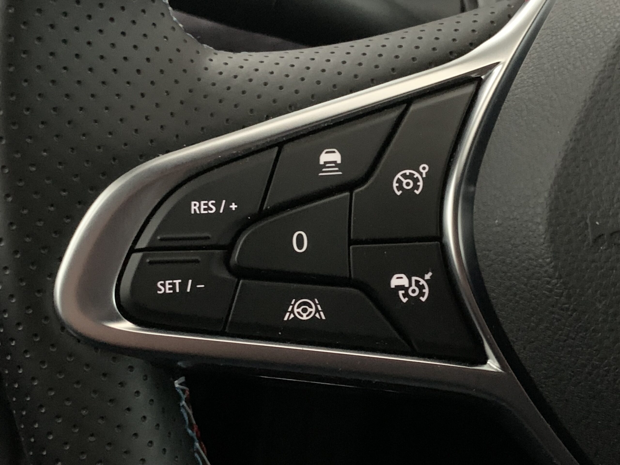 RENAULT ARKANA ESPIRIT ALPINE FULL HYBRID 145CV + TECHO DE COLOR NEGRO + PACK PARKING PLUS