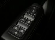 RENAULT ARKANA ESPIRIT ALPINE FULL HYBRID 145CV + TECHO DE COLOR NEGRO + PACK PARKING PLUS