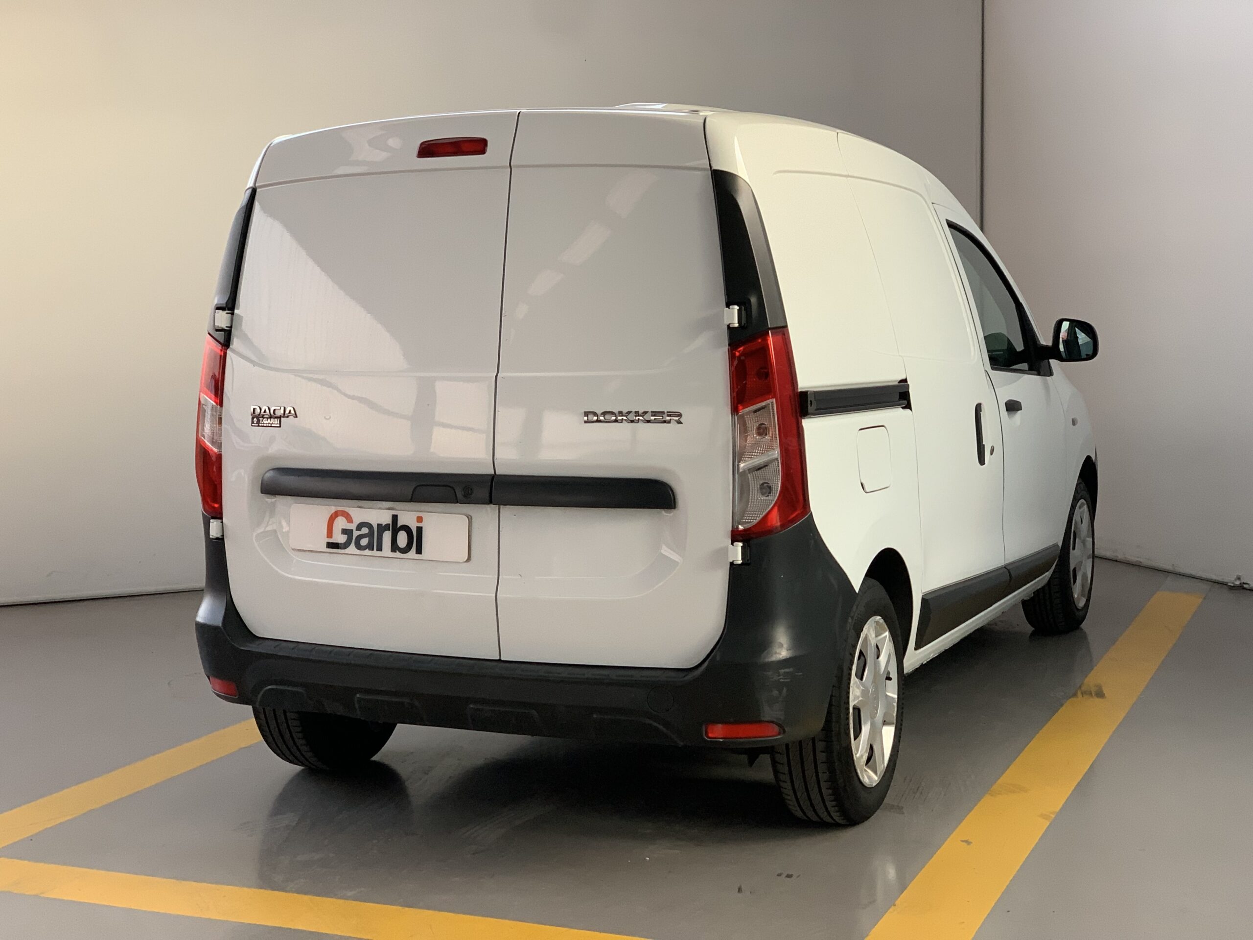 DACIA DOKKER FURGON BLUE DCI 95CV + RETROVISORES ELECTRICOS + RUEDA DE REPUESTO