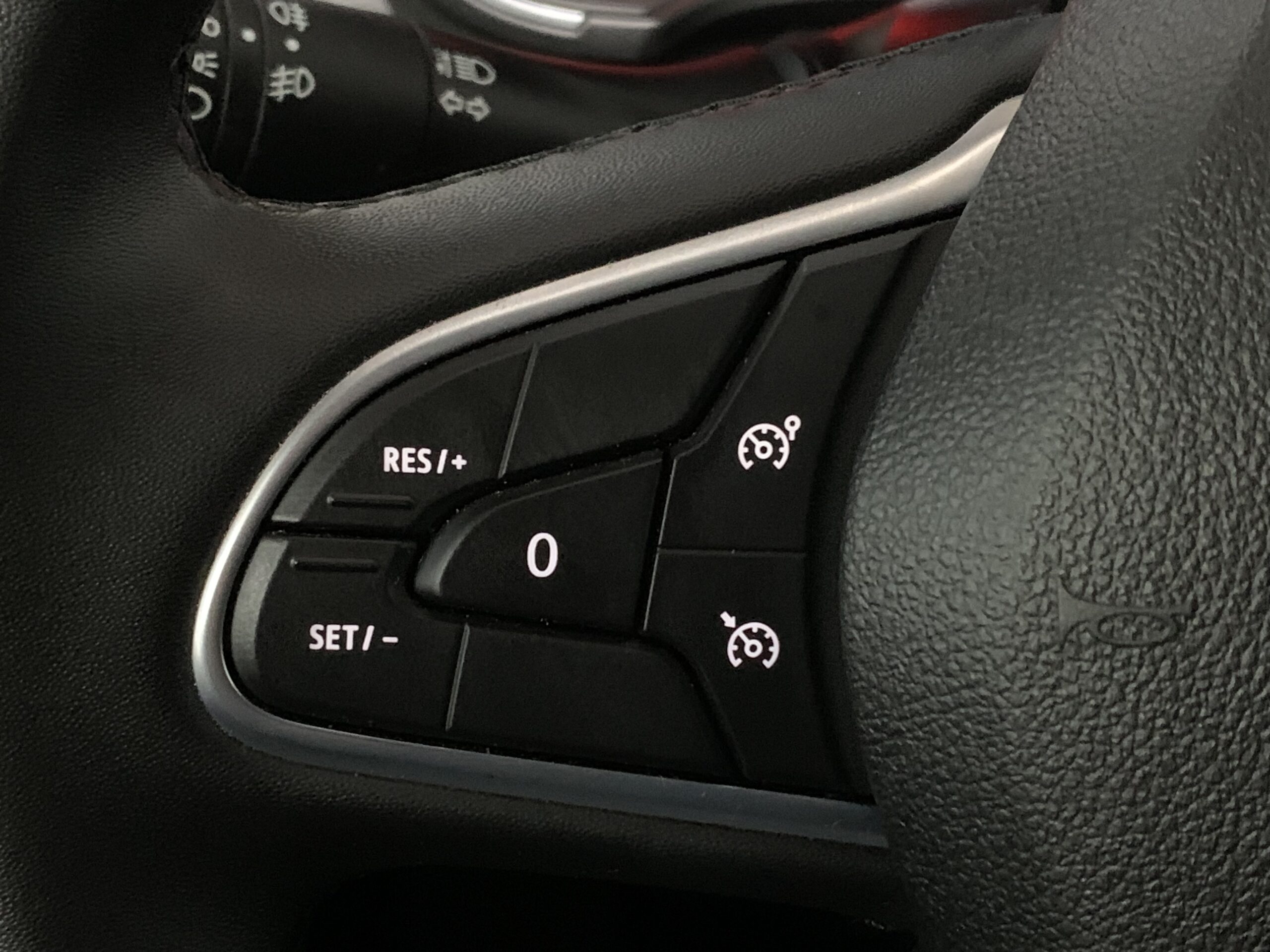 RENAULT MEGANE ZEN TCE 140CV