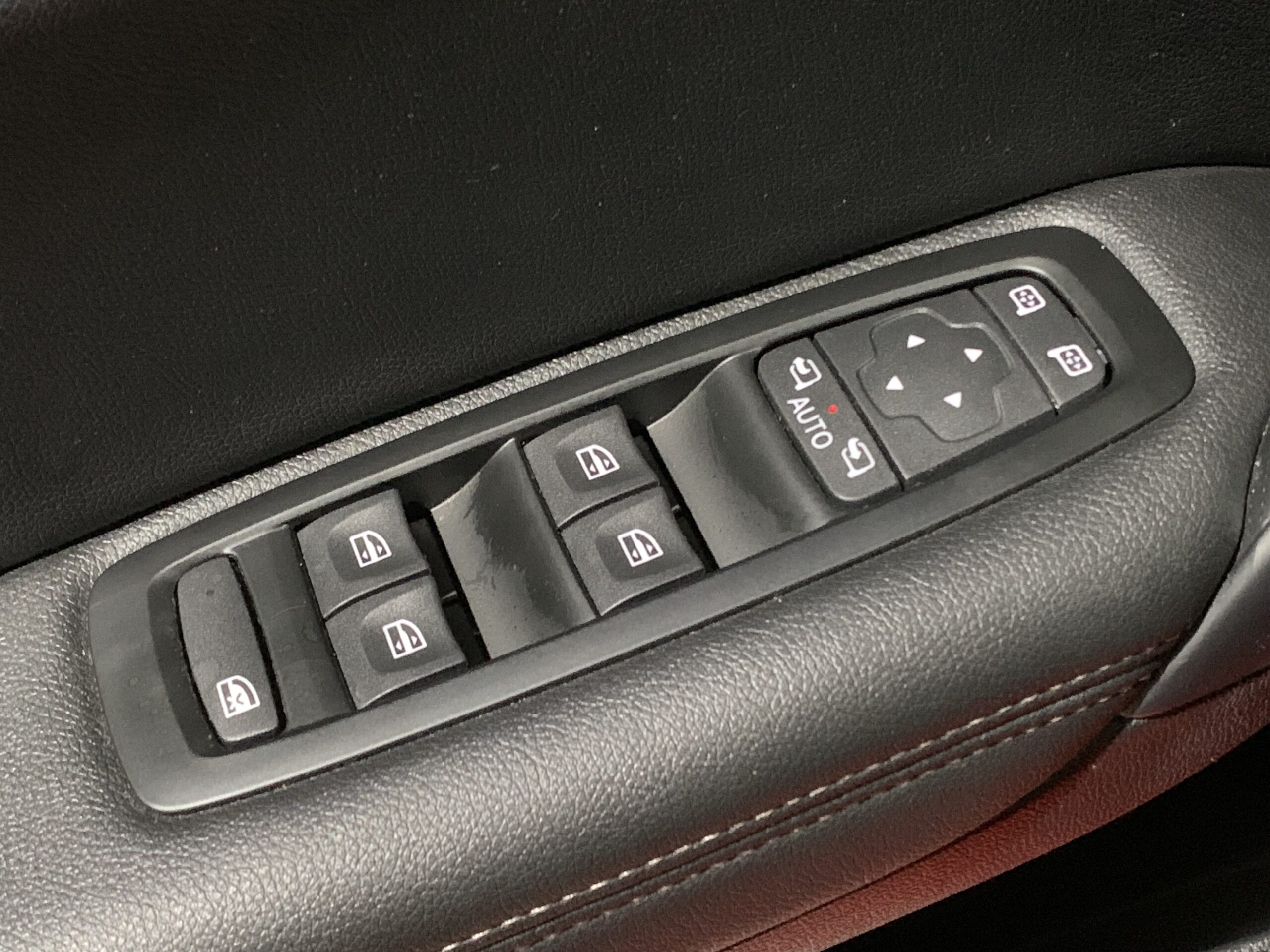 RENAULT MEGANE ZEN TCE 140CV