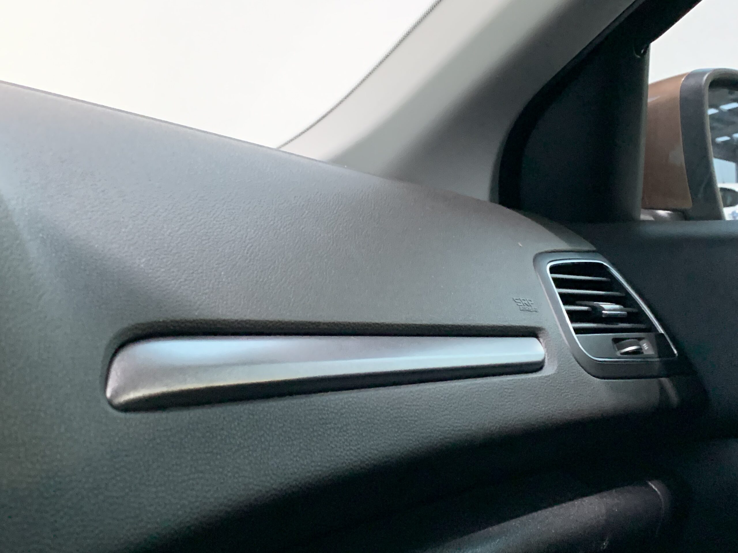 RENAULT MEGANE INTENS BLUE DCI 115CV + PACK NAVEGACION + SENSORES DE APARCAMIENTO DELANTEROS & TRASEROS