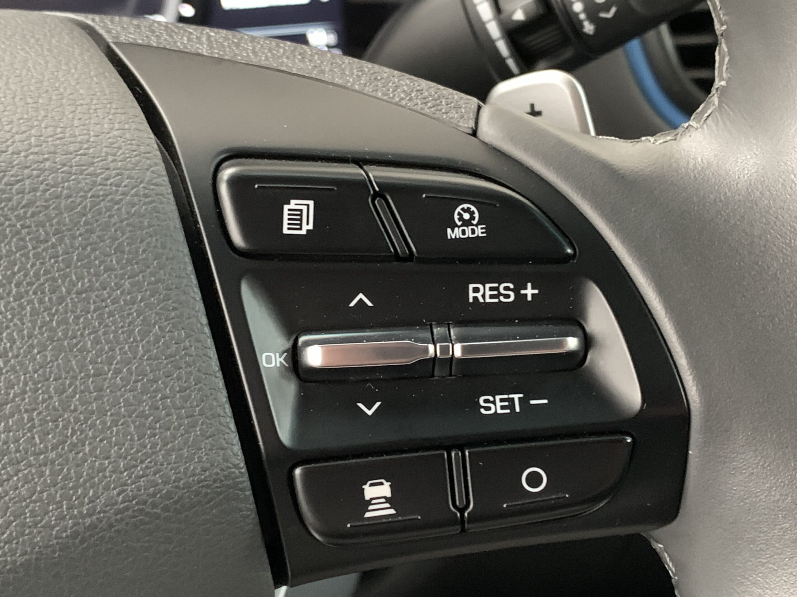 HYUNDAI IONIQ 1.6 GDI STYLE 141CV PHEV (HIBRIDO ENCHUFABLE)