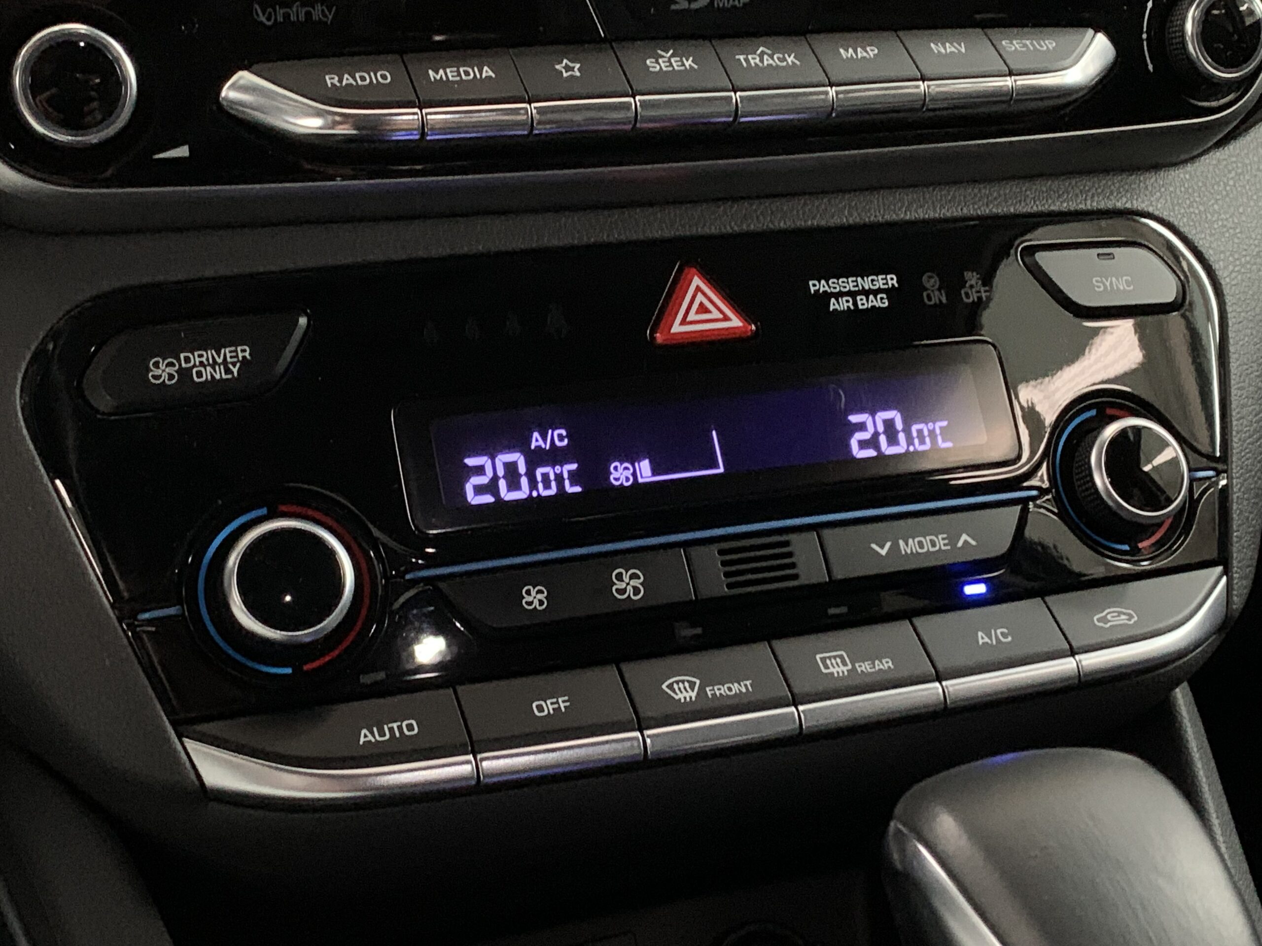 HYUNDAI IONIQ 1.6 GDI STYLE 141CV PHEV (HIBRIDO ENCHUFABLE)