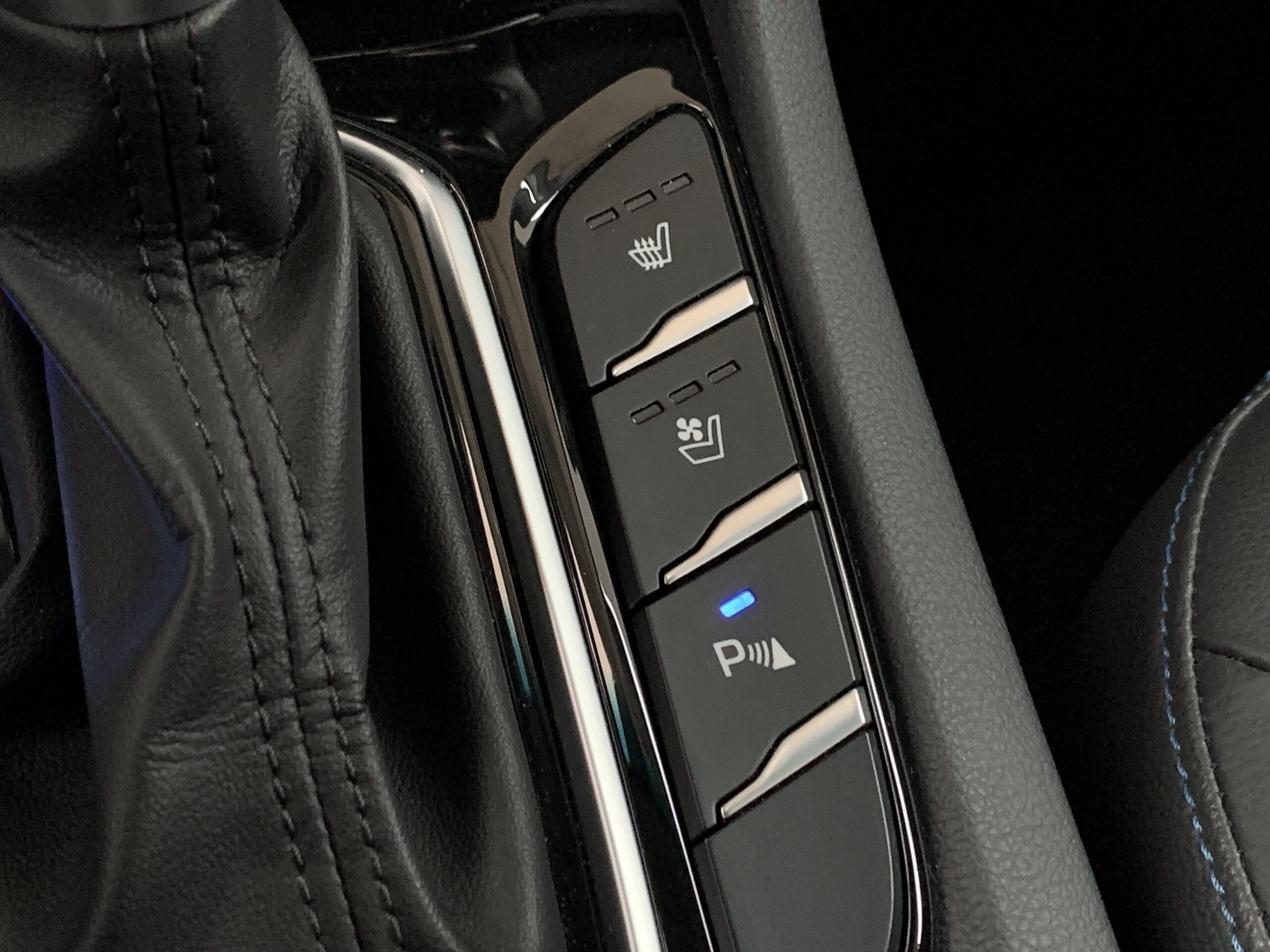 HYUNDAI IONIQ 1.6 GDI STYLE 141CV PHEV (HIBRIDO ENCHUFABLE)