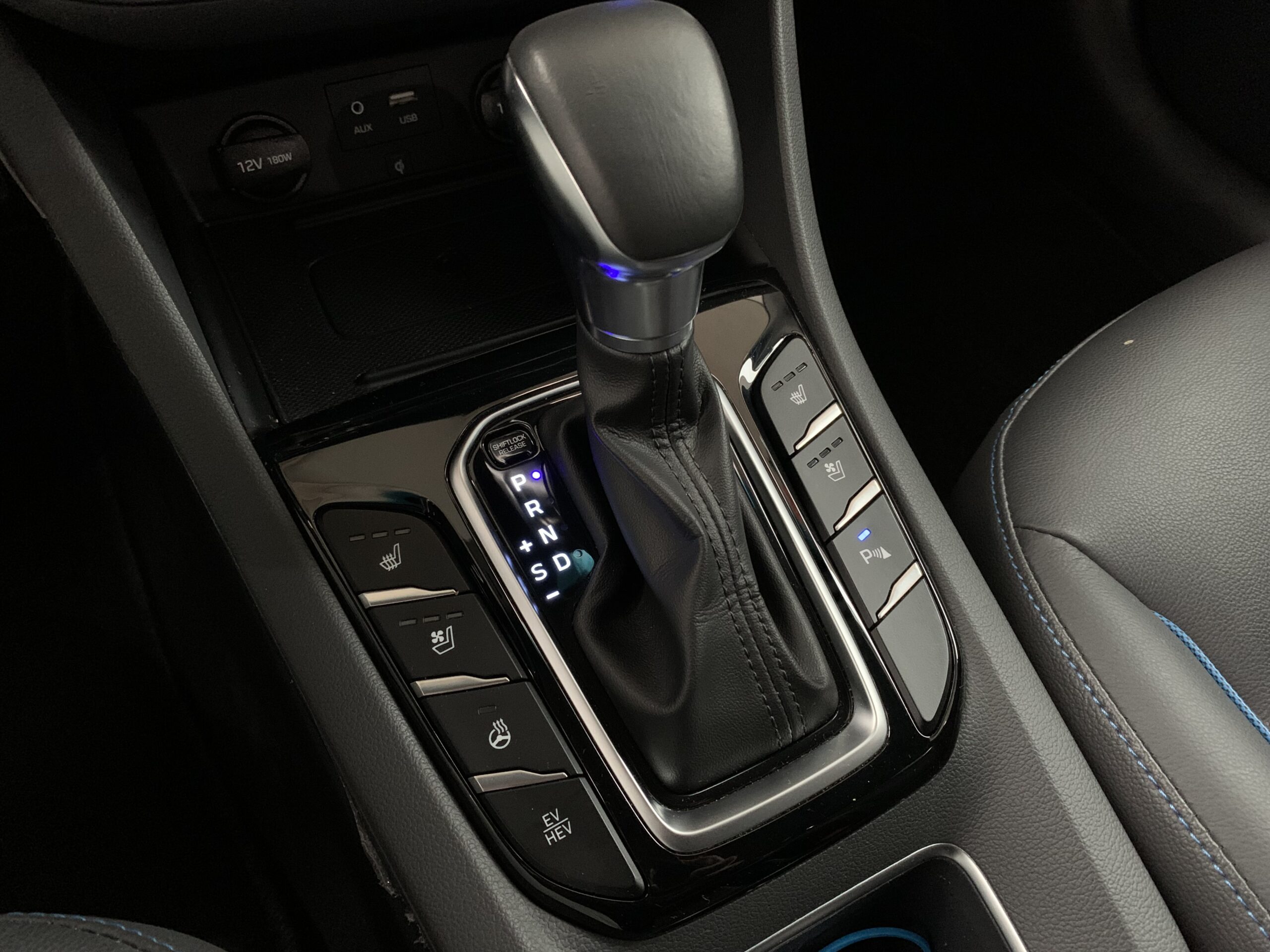 HYUNDAI IONIQ 1.6 GDI STYLE 141CV PHEV (HIBRIDO ENCHUFABLE)