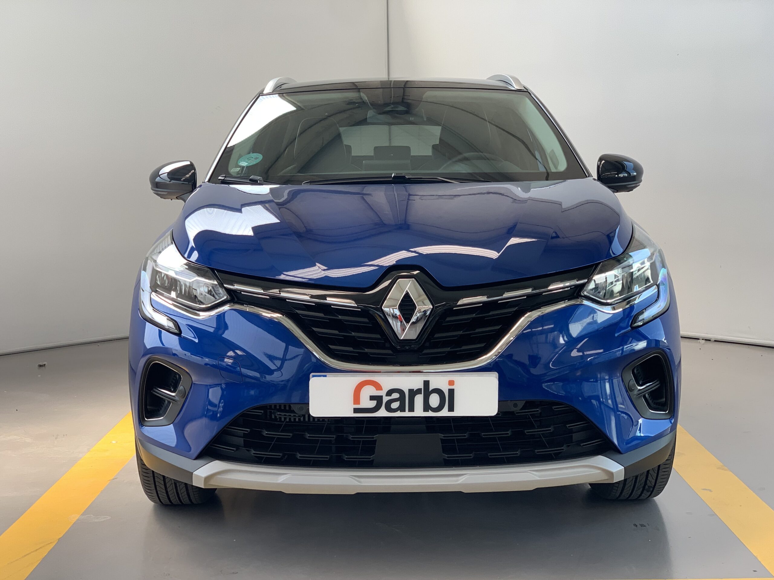 RENAULT CAPTUR TECHNO TCE 90CV + RUEDA DE REPUESTO + BARRAS DE TECHO LONGITUDINALES + CARGADOR POR INDUCCION + PACK FULL SCREEN + PACK CITY PREMIUM