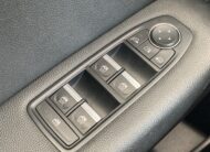 RENAULT CAPTUR TECHNO TCE 90CV + RUEDA DE REPUESTO + BARRAS DE TECHO LONGITUDINALES + CARGADOR POR INDUCCION + PACK FULL SCREEN + PACK CITY PREMIUM