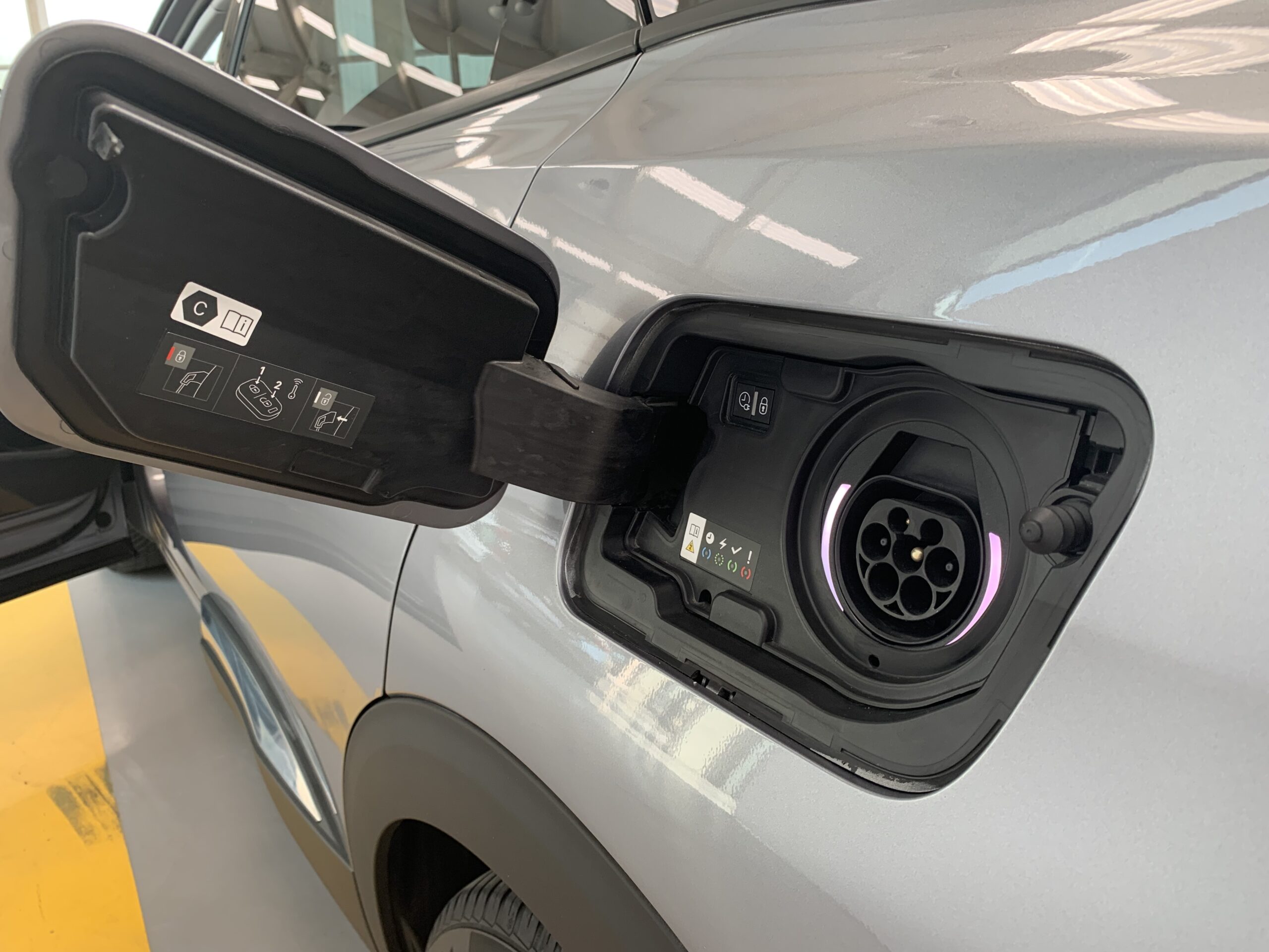 PEUGEOT 3008 ALLURE EAT8 PHEV (HIBRIDO ENCHUFABLE) 225CV