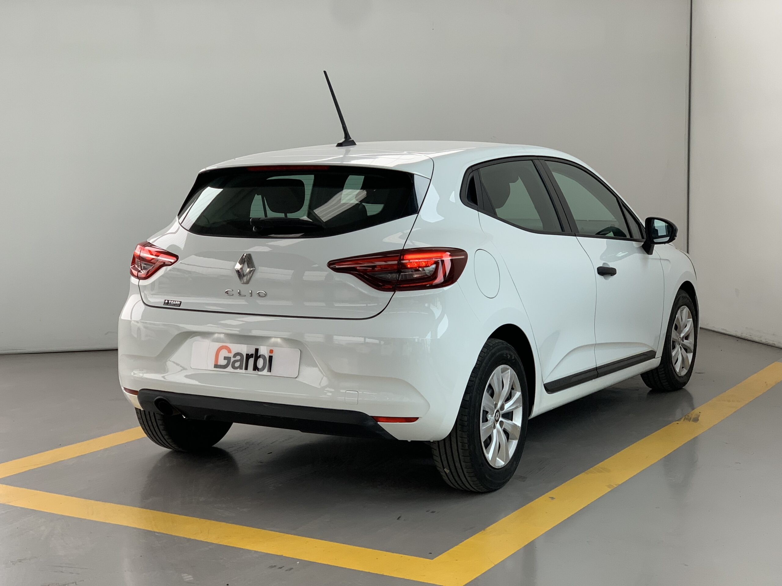 RENAULT CLIO BUSINESS DCI 85CV