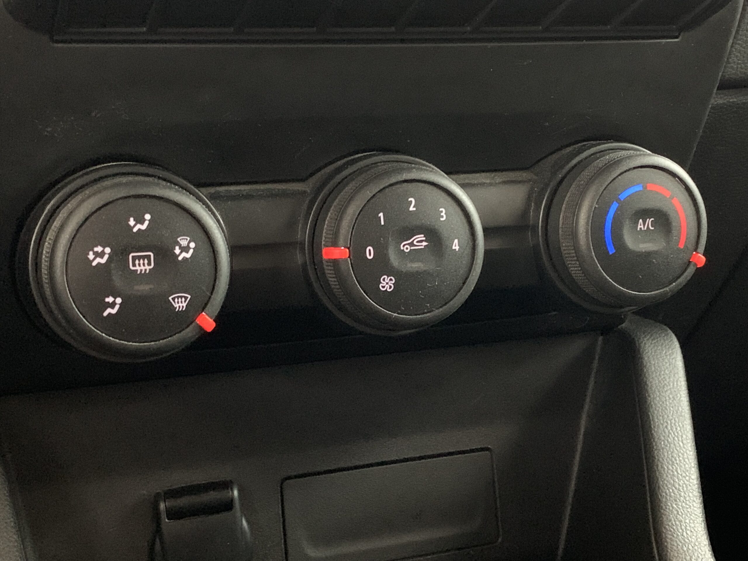 RENAULT CLIO BUSINESS DCI 85CV