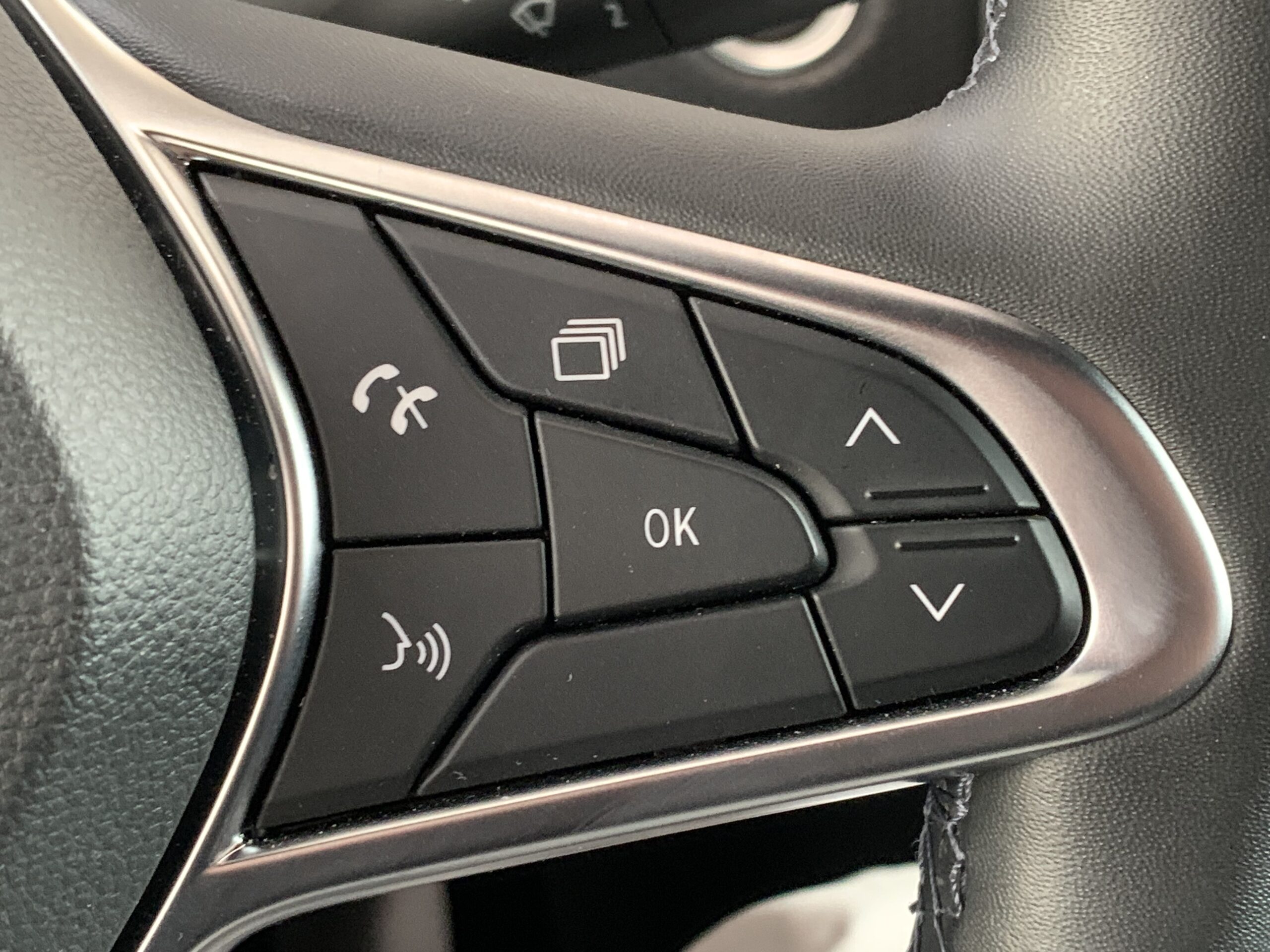 RENAULT CLIO ZEN ECO-G (GLP) DE 100CV