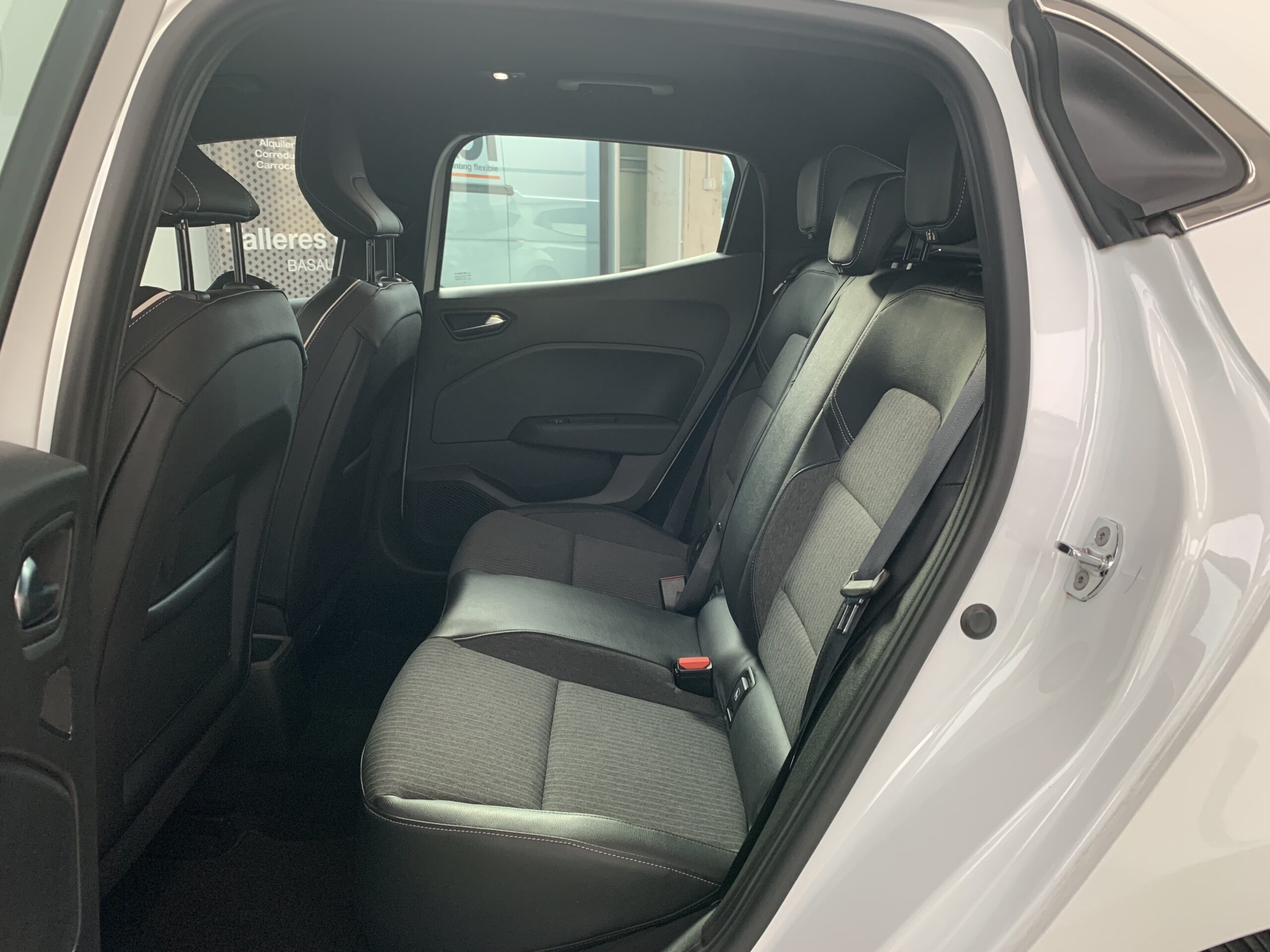 RENAULT CLIO ZEN ECO-G (GLP) DE 100CV