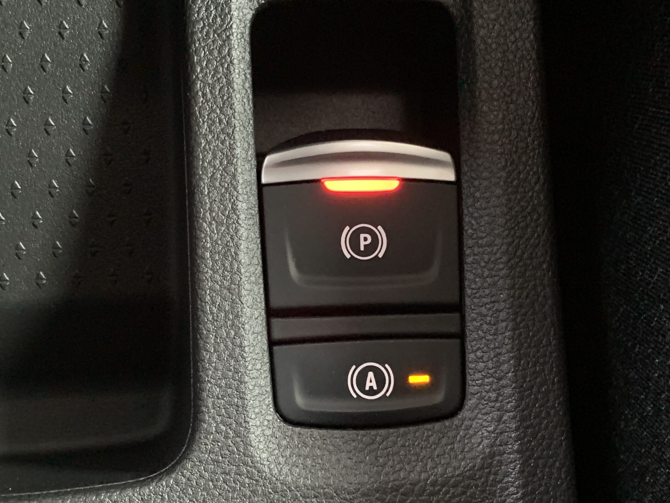 RENAULT CAPTUR TECHNO FULL HYBRID 160CV + TECHO NEGRO BRILLANTE + RUEDA DE EMERGENCIA