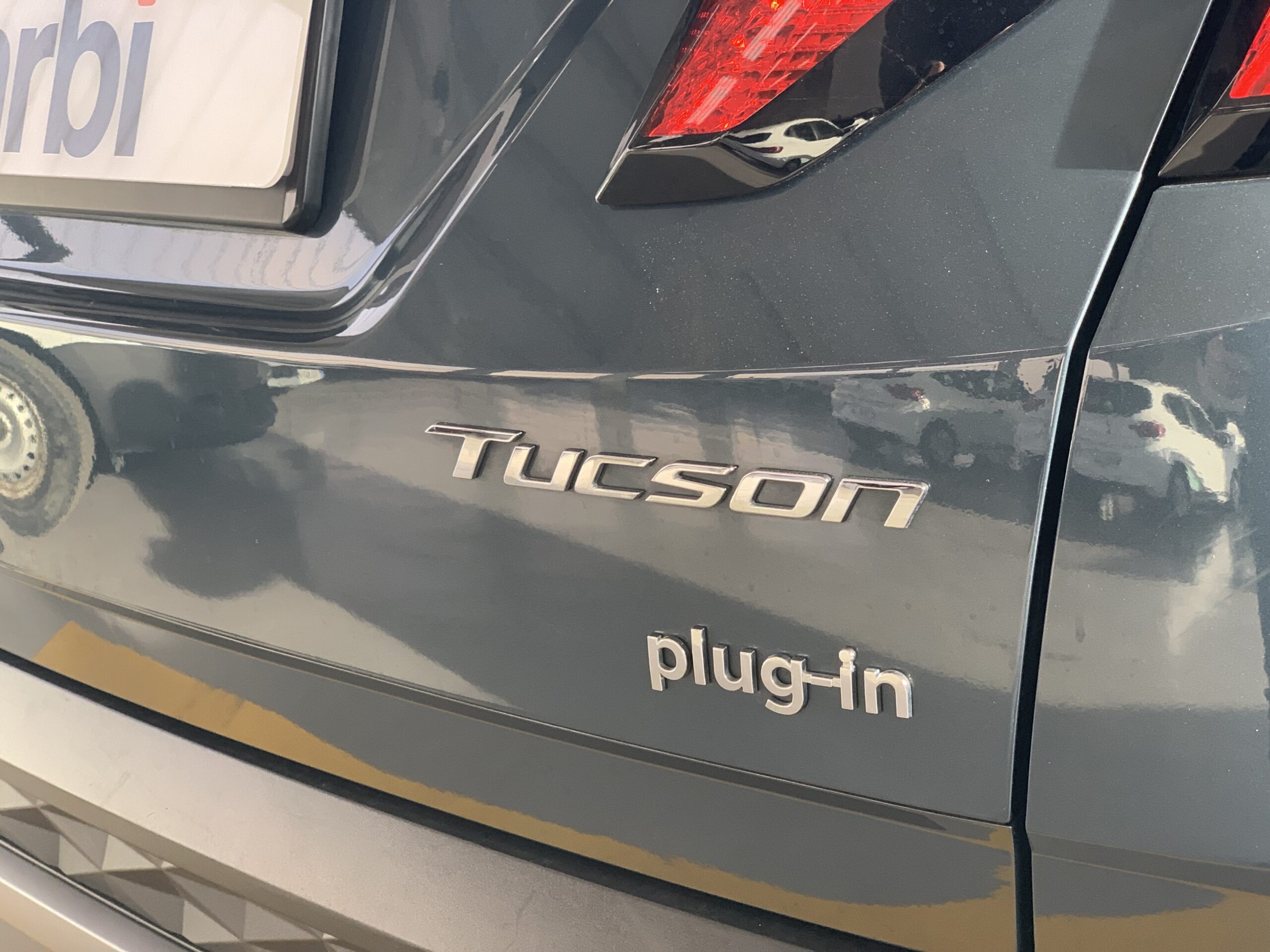 HYUNDAI TUCSON MAXX HIBRIDO ENCHUFABLE 4X4 265CV